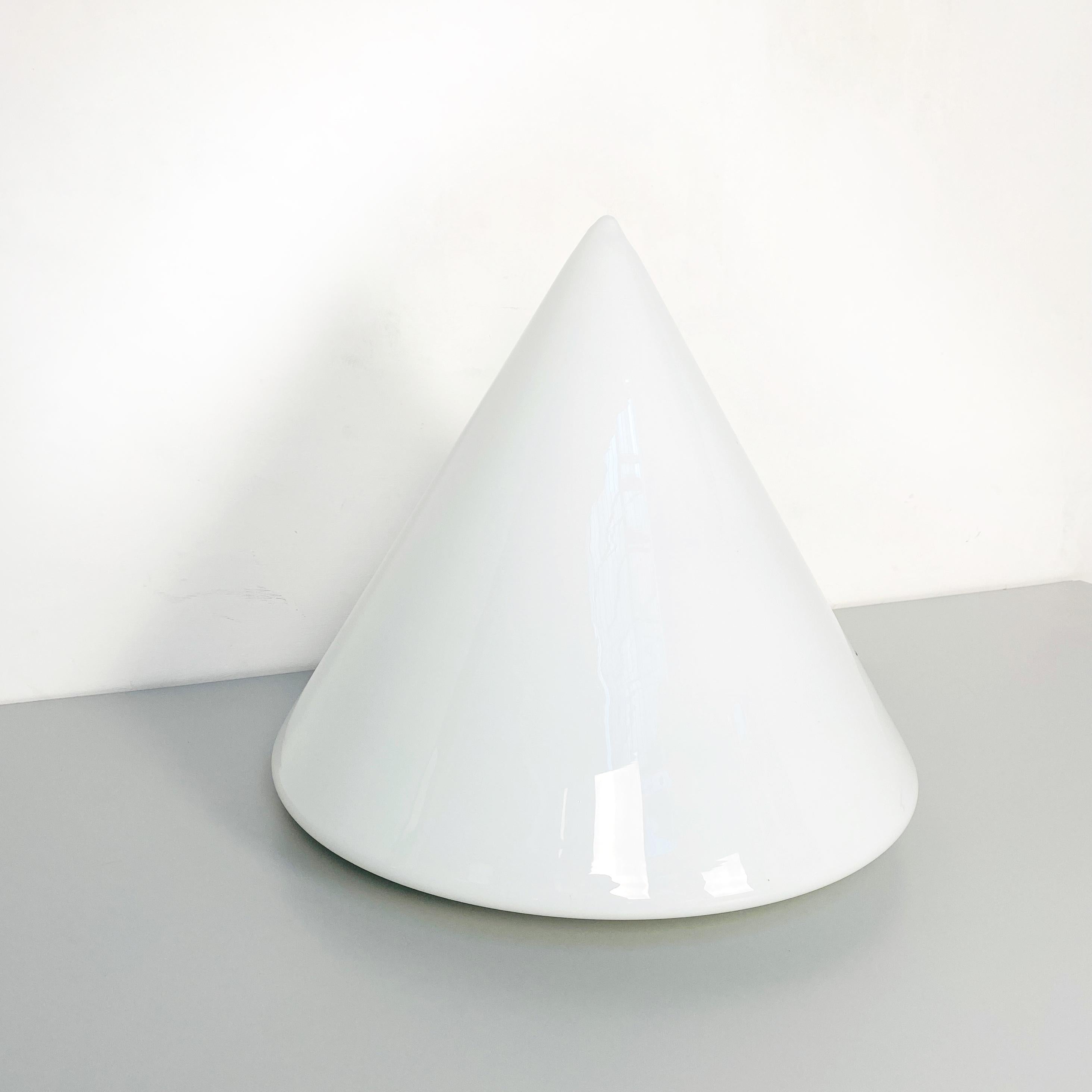Italian Mid-Century Modern Conical Table Lamp with Double Opal Glass, 1970s For Sale 6