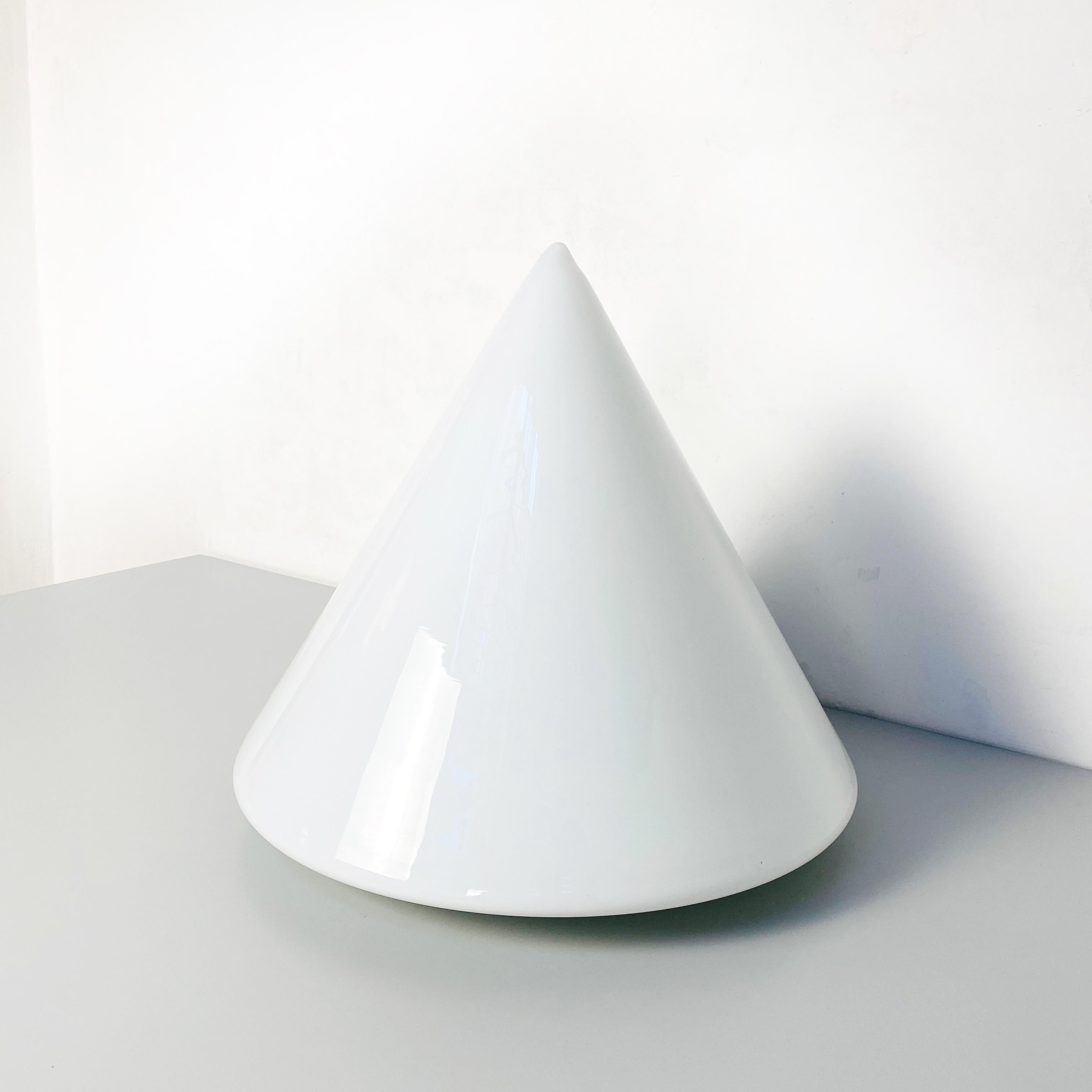 Italian Mid-Century Modern Conical Table Lamp with Double Opal Glass, 1970s For Sale 3