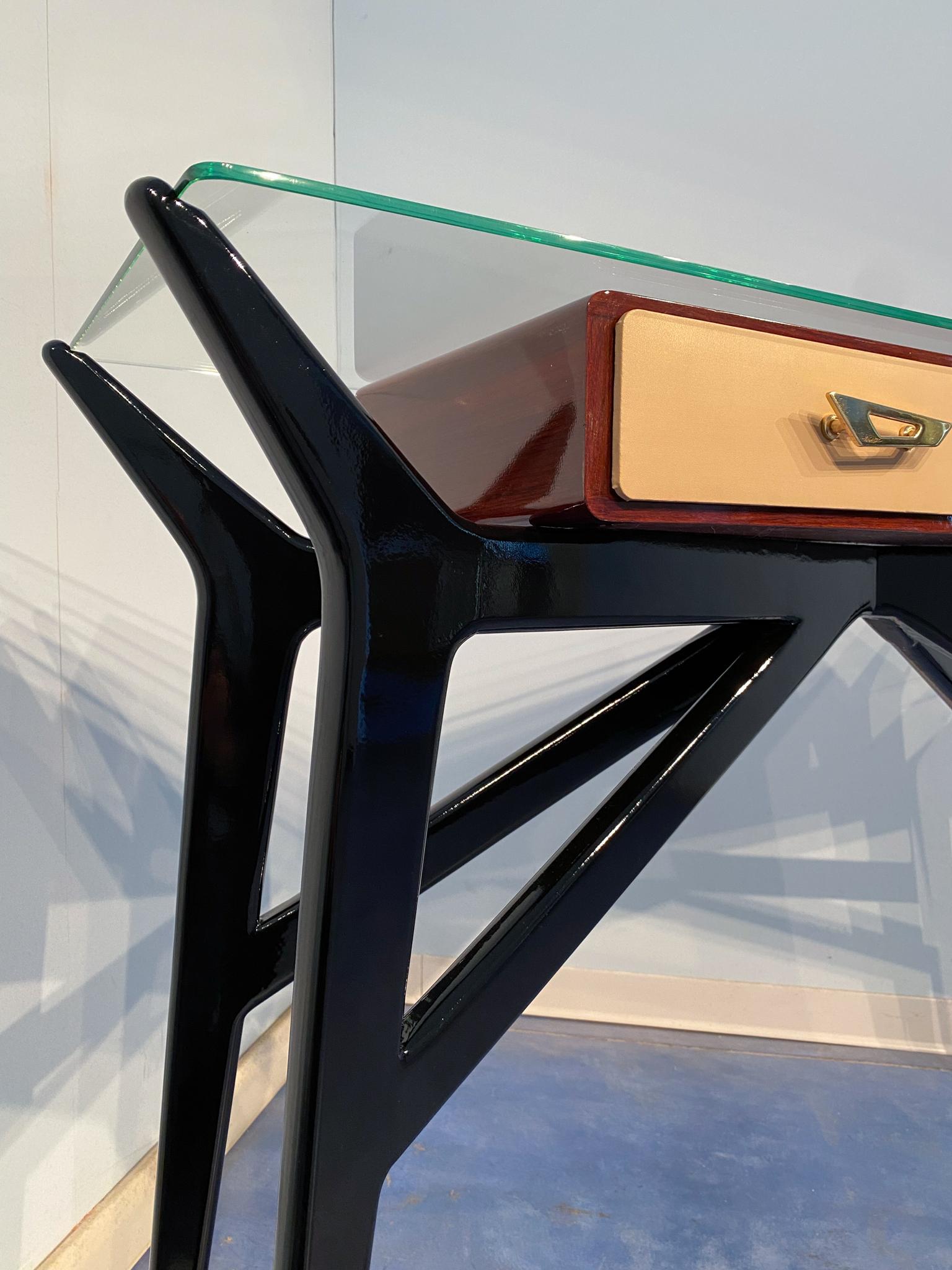 Italian Mid-Century Modern Console Table Attributed to Ico Parisi, 1950 3