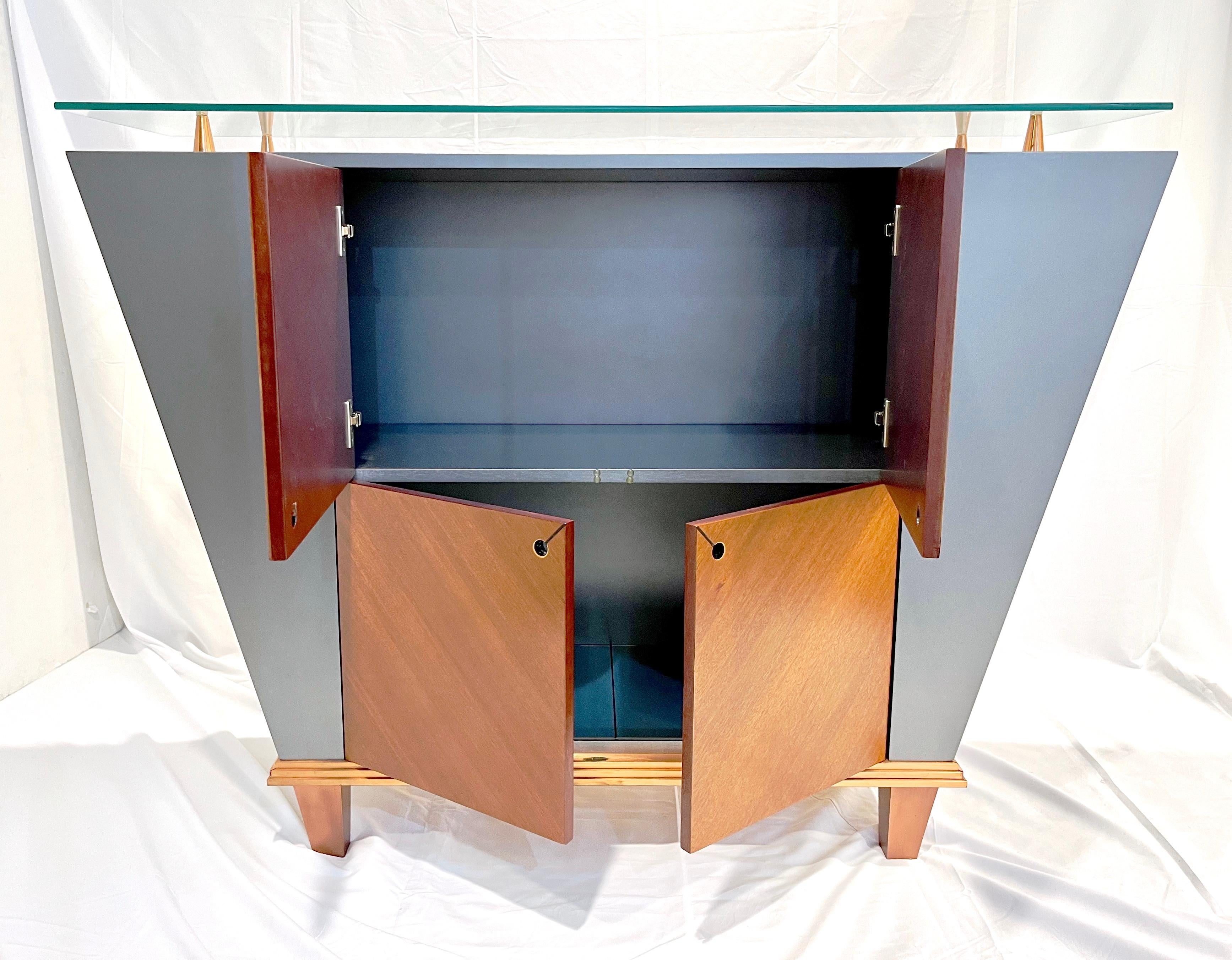 Hand-Crafted Italian Mid-Century Modern Copper & Grey Lacquer Sideboard by Pallucco For Sale