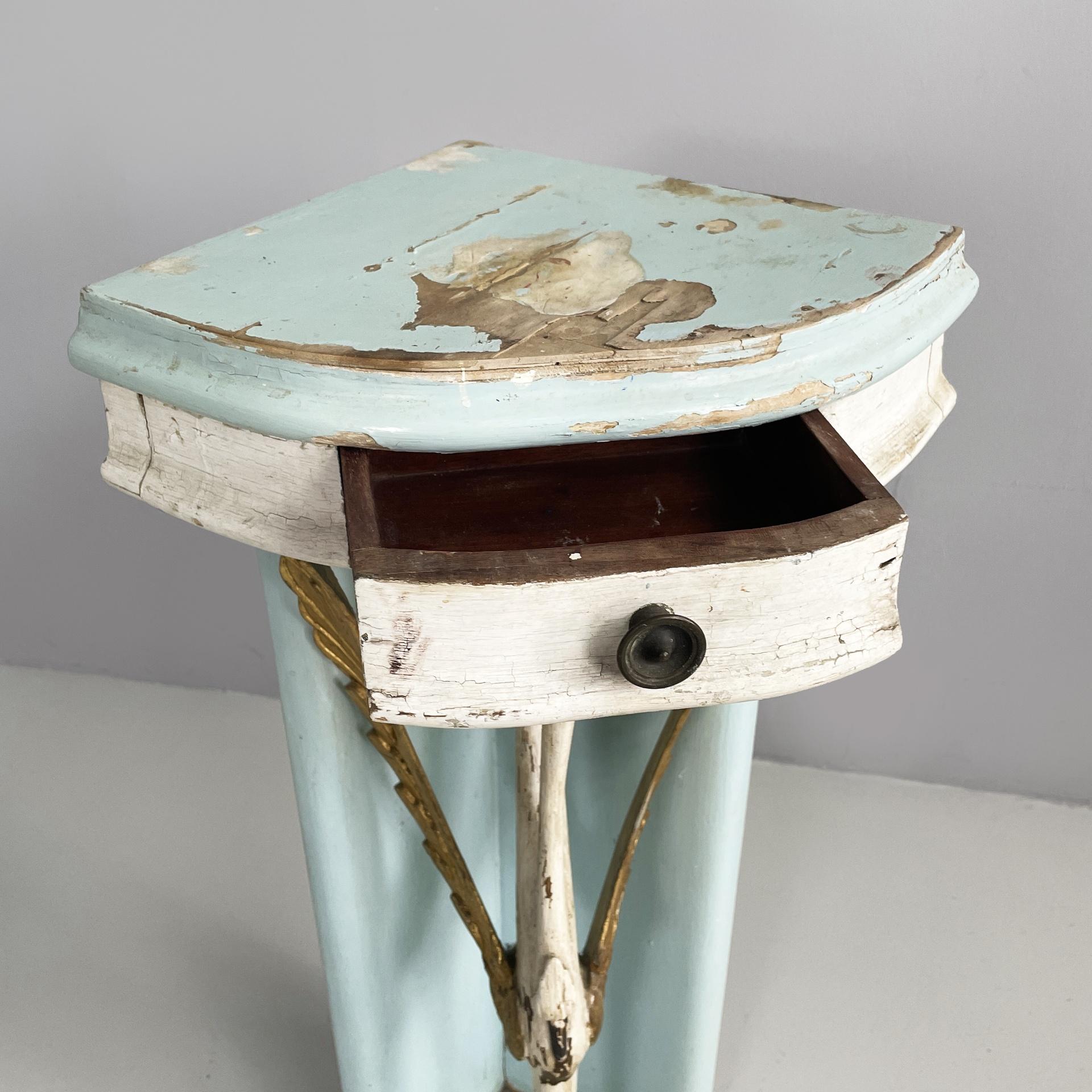 Italienische Eckkonsole aus der Mitte des Jahrhunderts mit Schublade aus Holz, 1940er Jahre im Angebot 3