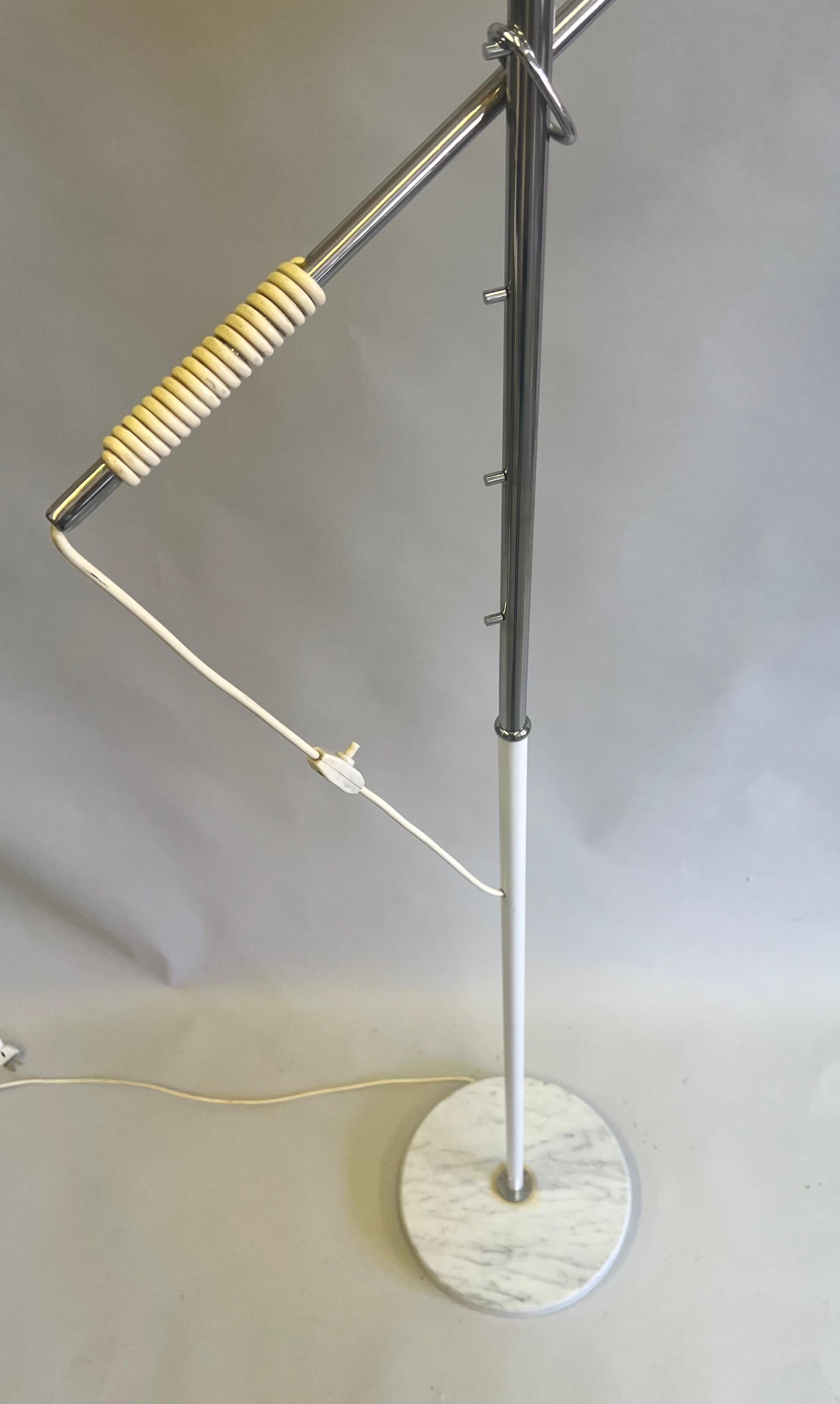 Italian Mid-Century Modern Counter-Balance Floor Lamp, Angelo Lelli, Arredoluce For Sale 4