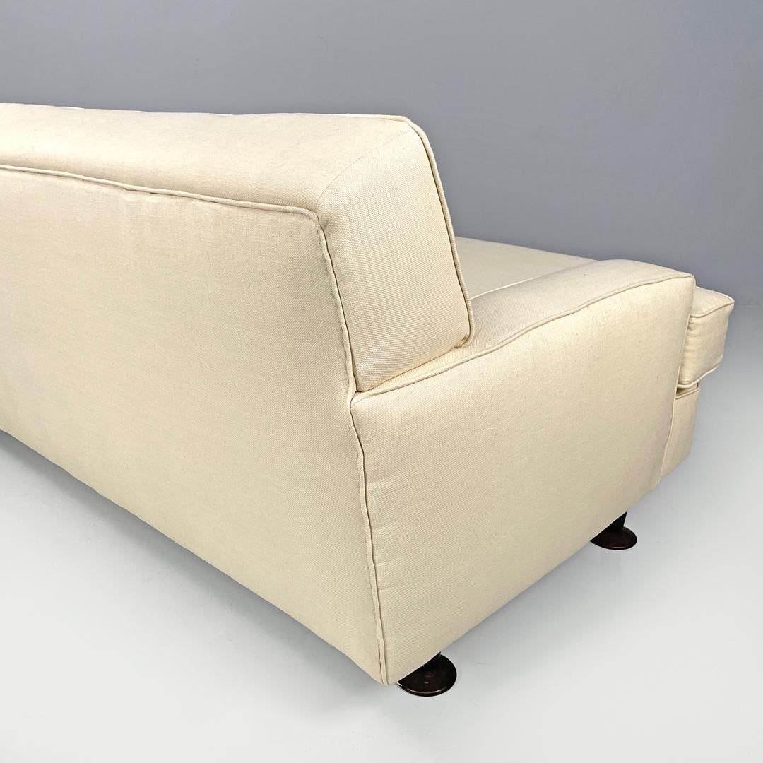 Italian mid-century modern cream white sofa Square Marco Zanuso for Arflex 1960s For Sale 5