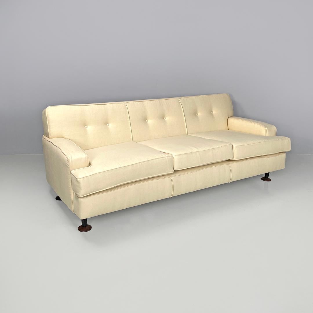 Italian mid-century modern cream white sofa Square Marco Zanuso for Arflex 1960s
Three-seater sofa mod. Square covered with cream-white linen fabric. The backrest has two round buttons on each seat, and like the armrests and the seat, this sofa has