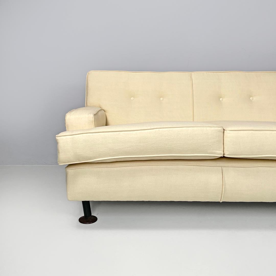 Italian mid-century modern cream white sofa Square Marco Zanuso for Arflex 1960s For Sale 3