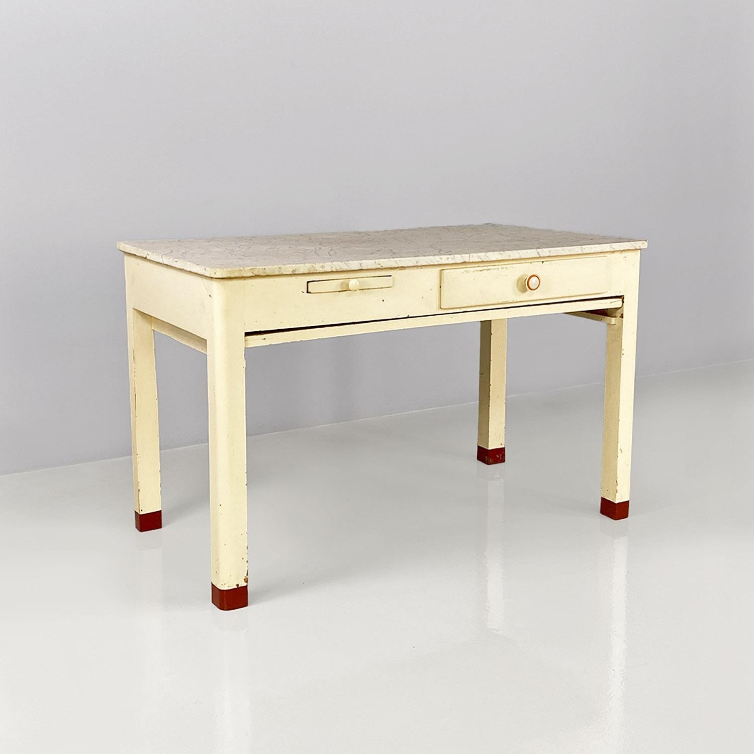 Italian mid-century modern cream wood and marble equipped kitchen table, 1960s In Good Condition For Sale In MIlano, IT