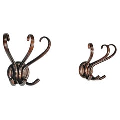 Italian mid-century modern curled wooden wall coat hangers by Italcomma, 1960s