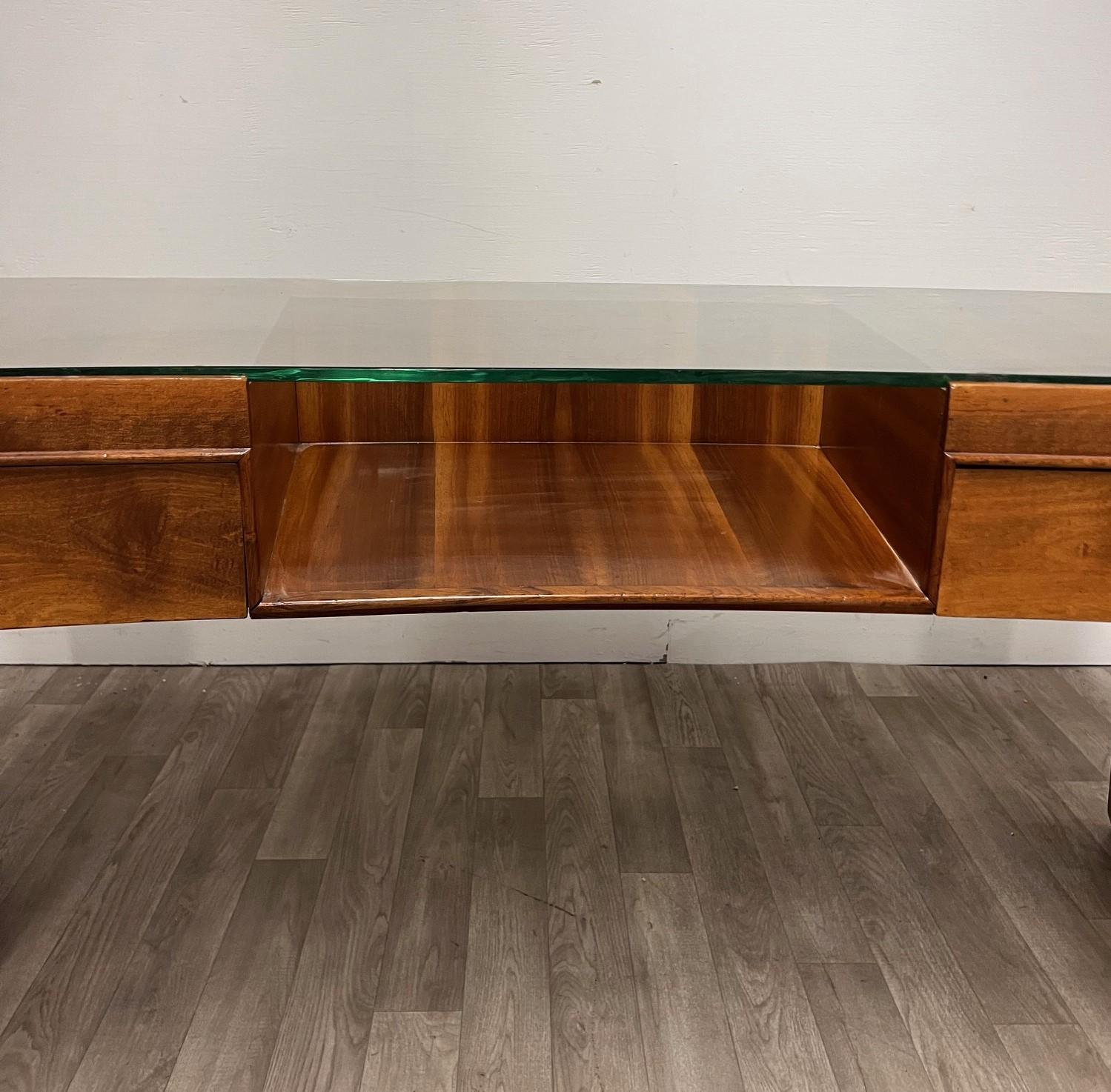 Italian Mid Century  Modern Curved Desk For Sale 3