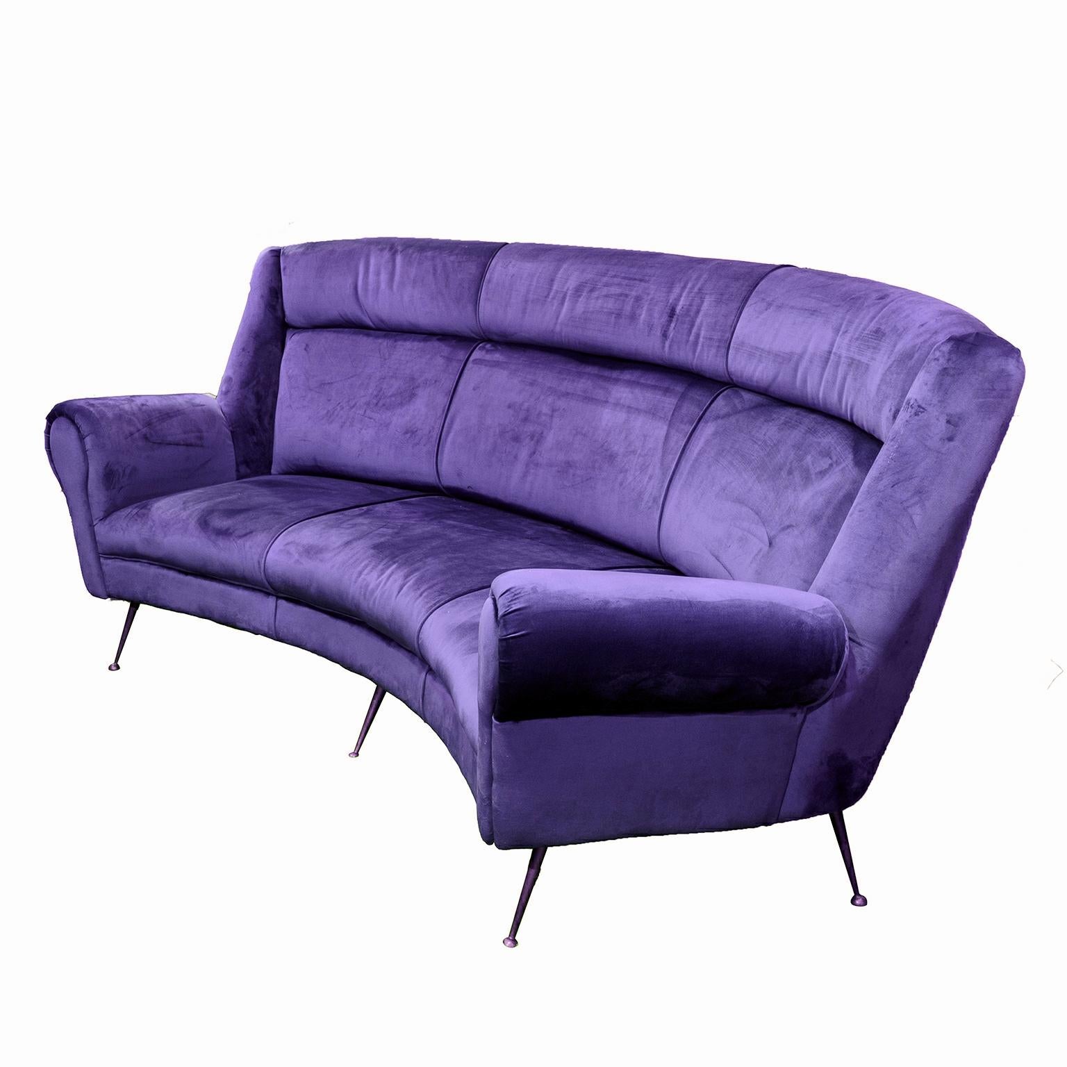 Violet velvet curved sofa and 2 yellow velvet armchairs stems in gilded brass
By ISA Bergamo Italian Mid-Century Modern.
The piece have been restructured by upholsterer, for the foam and velvet padding parts. The set can sold divided.