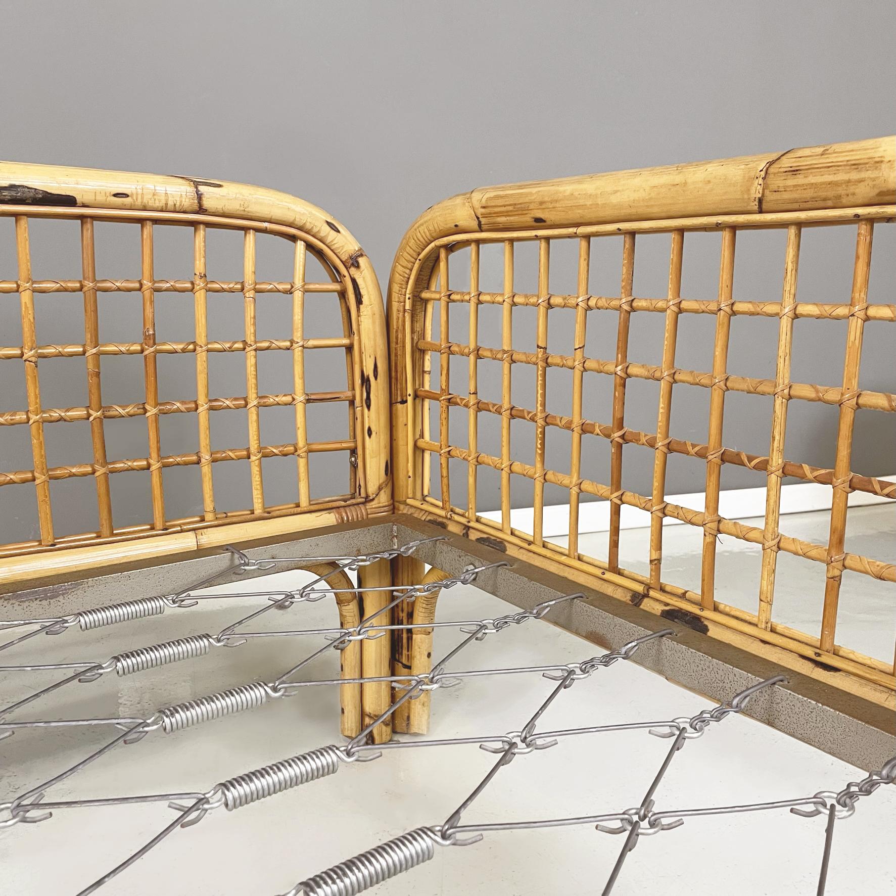 Italian mid-century modern daybed, bed or sofa in rattan and metal mesh, 1970s For Sale 2