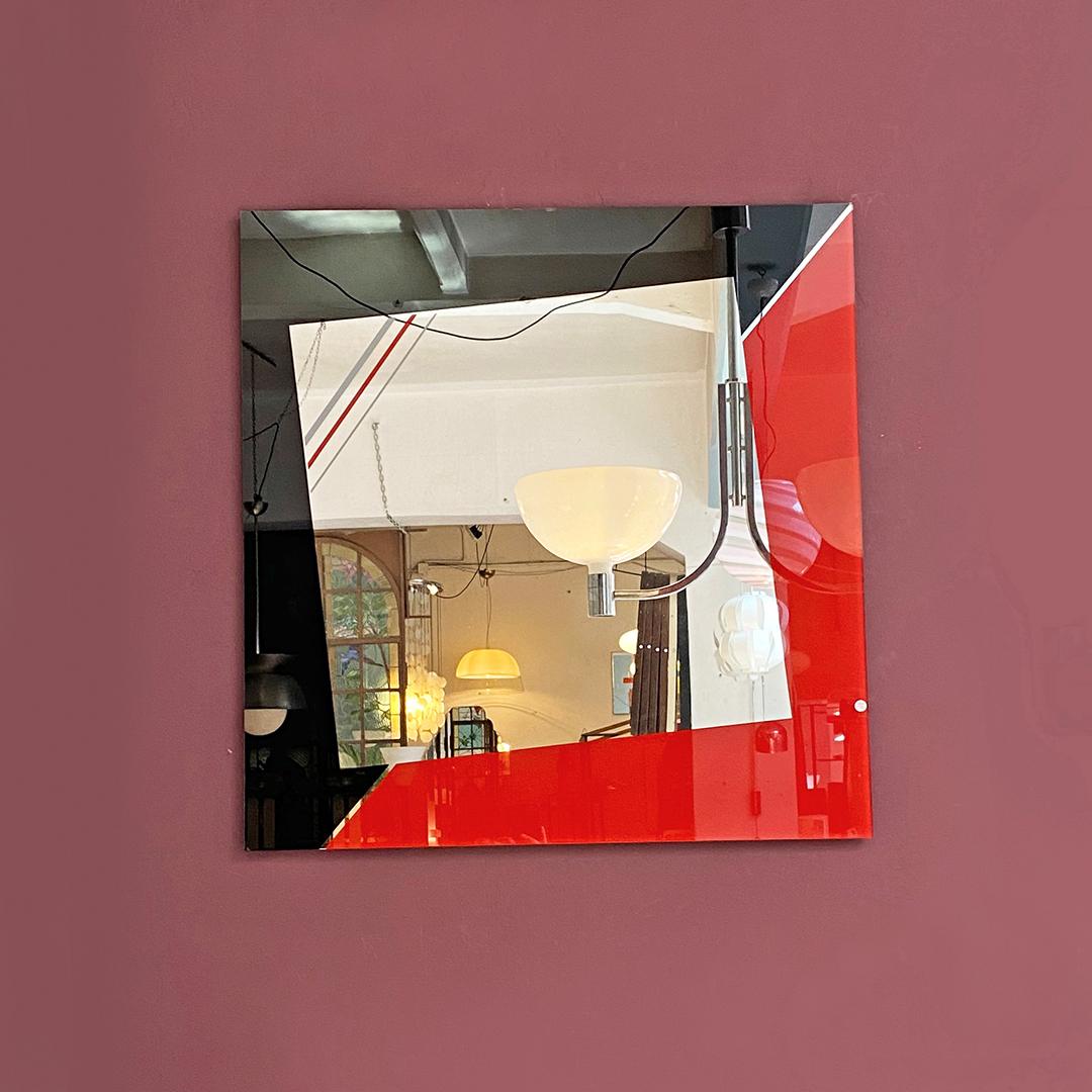 Italian Mid-Century Modern decorative mirror by Eugenio Carmi for Acerbis, 1980s
Decorative mirror with graphic design in the colors of red and black.
By Eugenio Carmi for Acerbis, 1980s.

Perfect conditions.

Measures 83x83x2 cm.