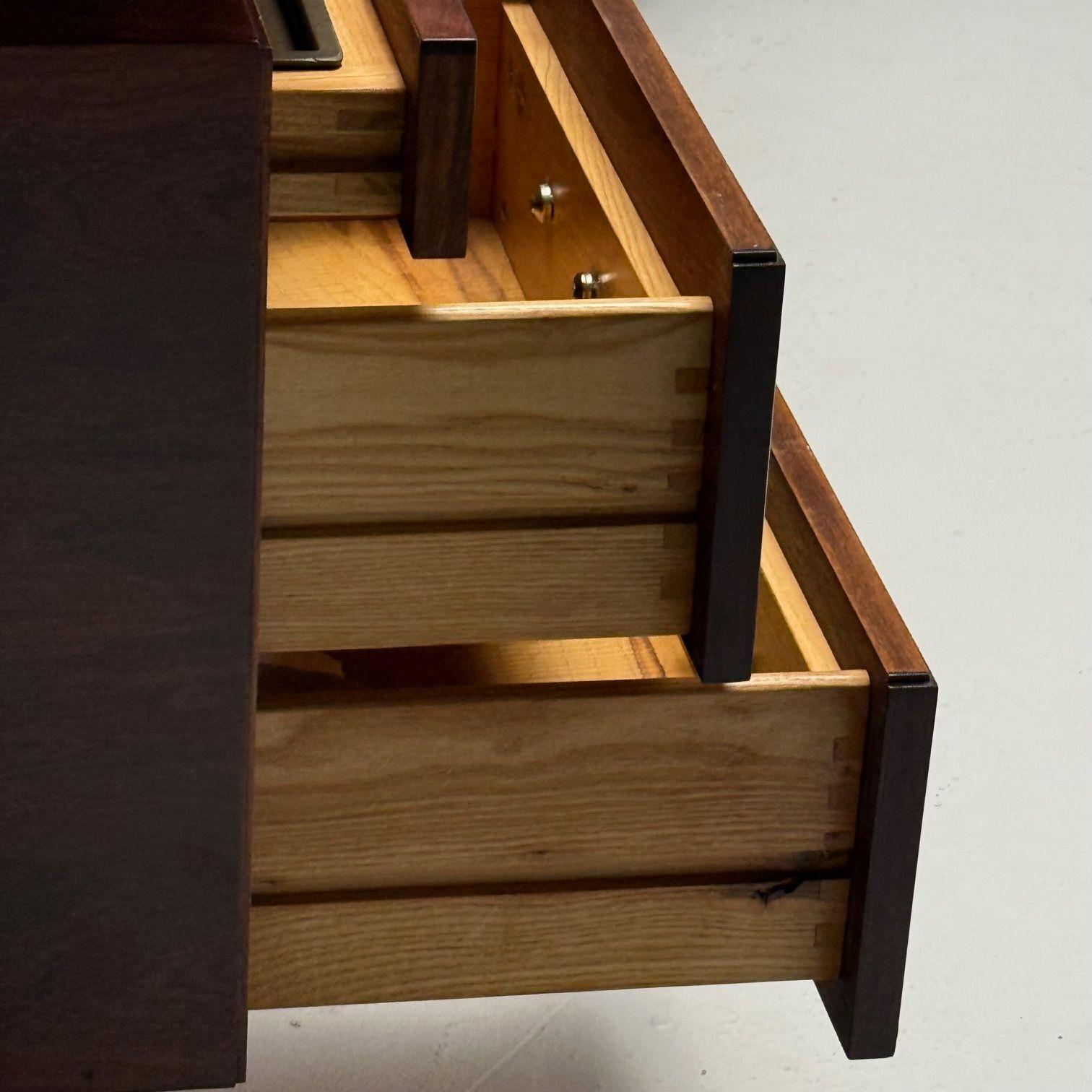 Italian Mid-Century Modern, Demilune Writing Desk, Rosewood, Steel, Italy, 1950s For Sale 6