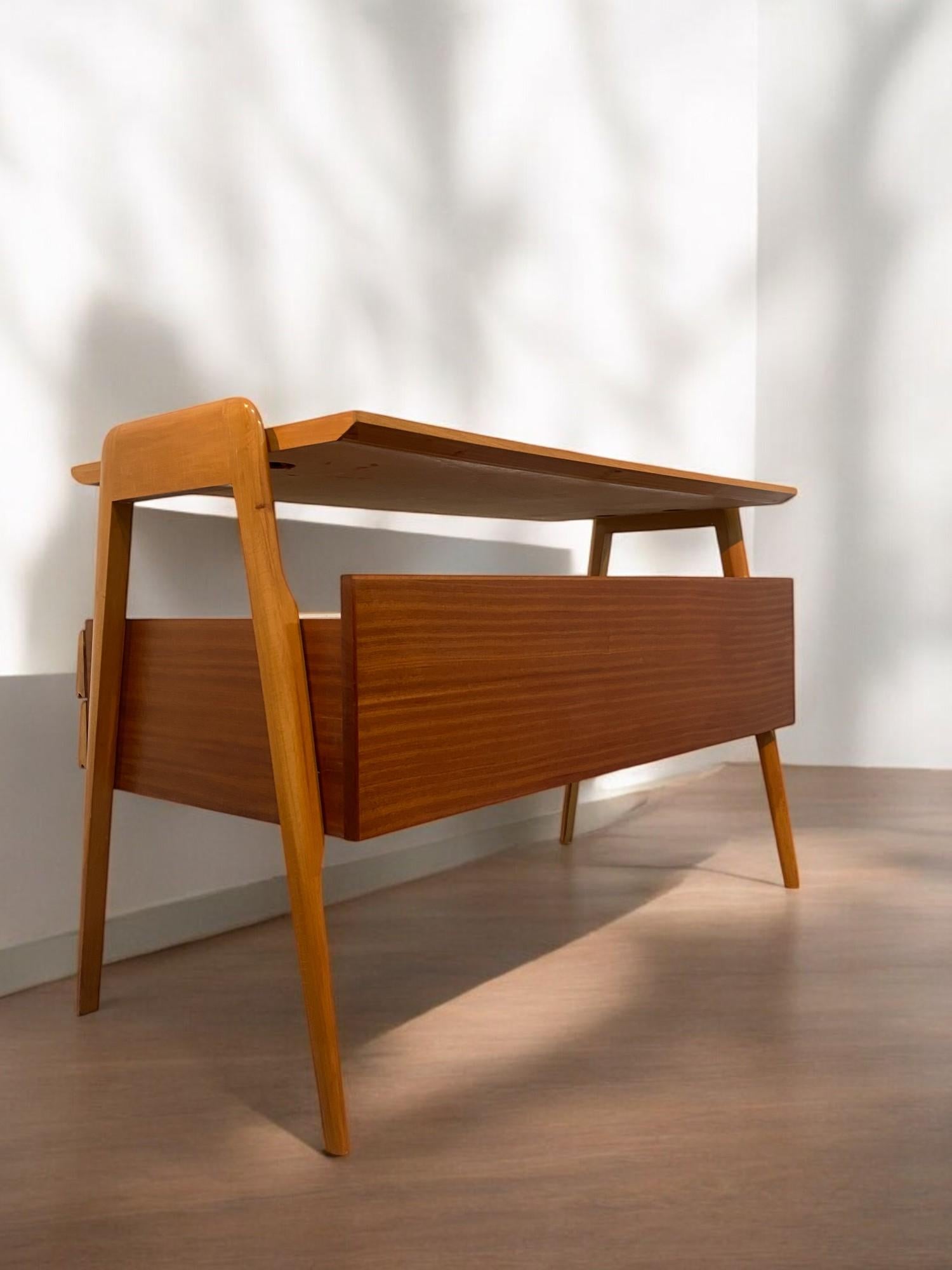 Italian Mid Century Table Desk and chair designed by Vittorio Dassi in 1950s For Sale 7