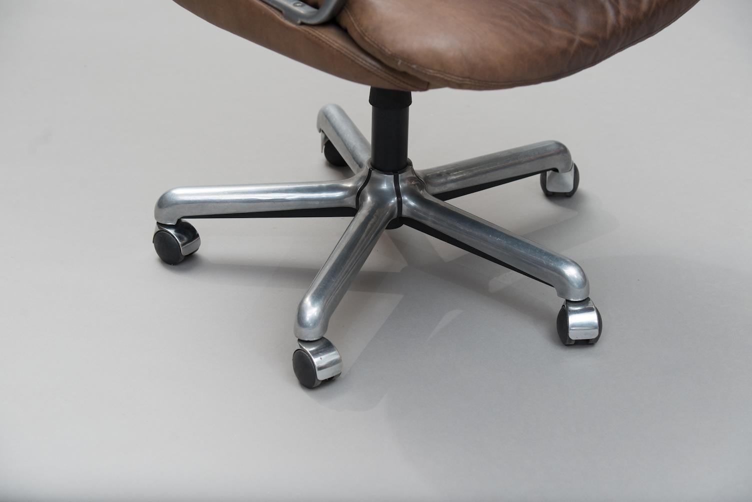 Italian Mid-Century Modern Desk Chair 2