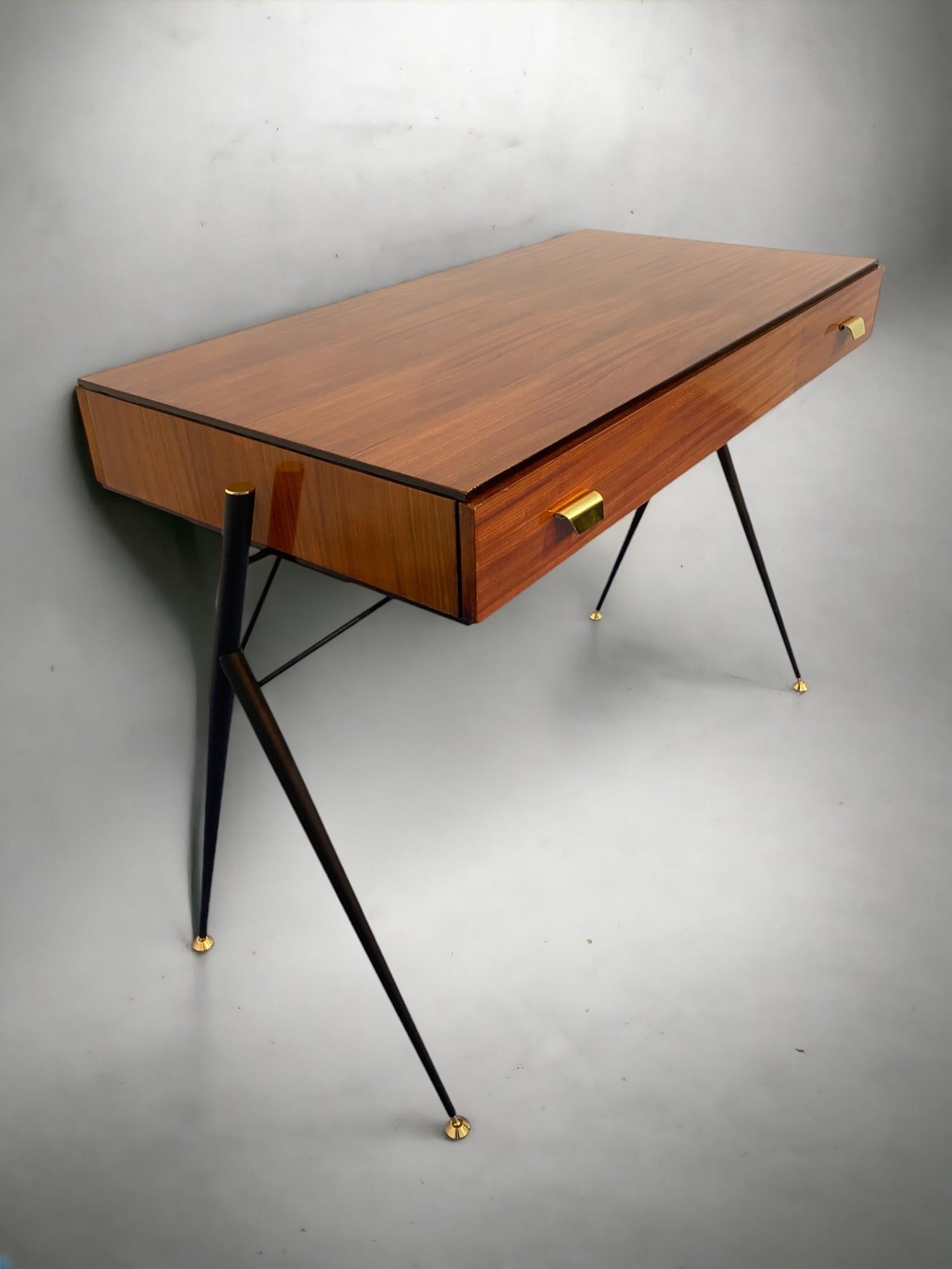 Brass Italian Mid century Modern Desk Table designed by Silvio Cavatorta in 1950s