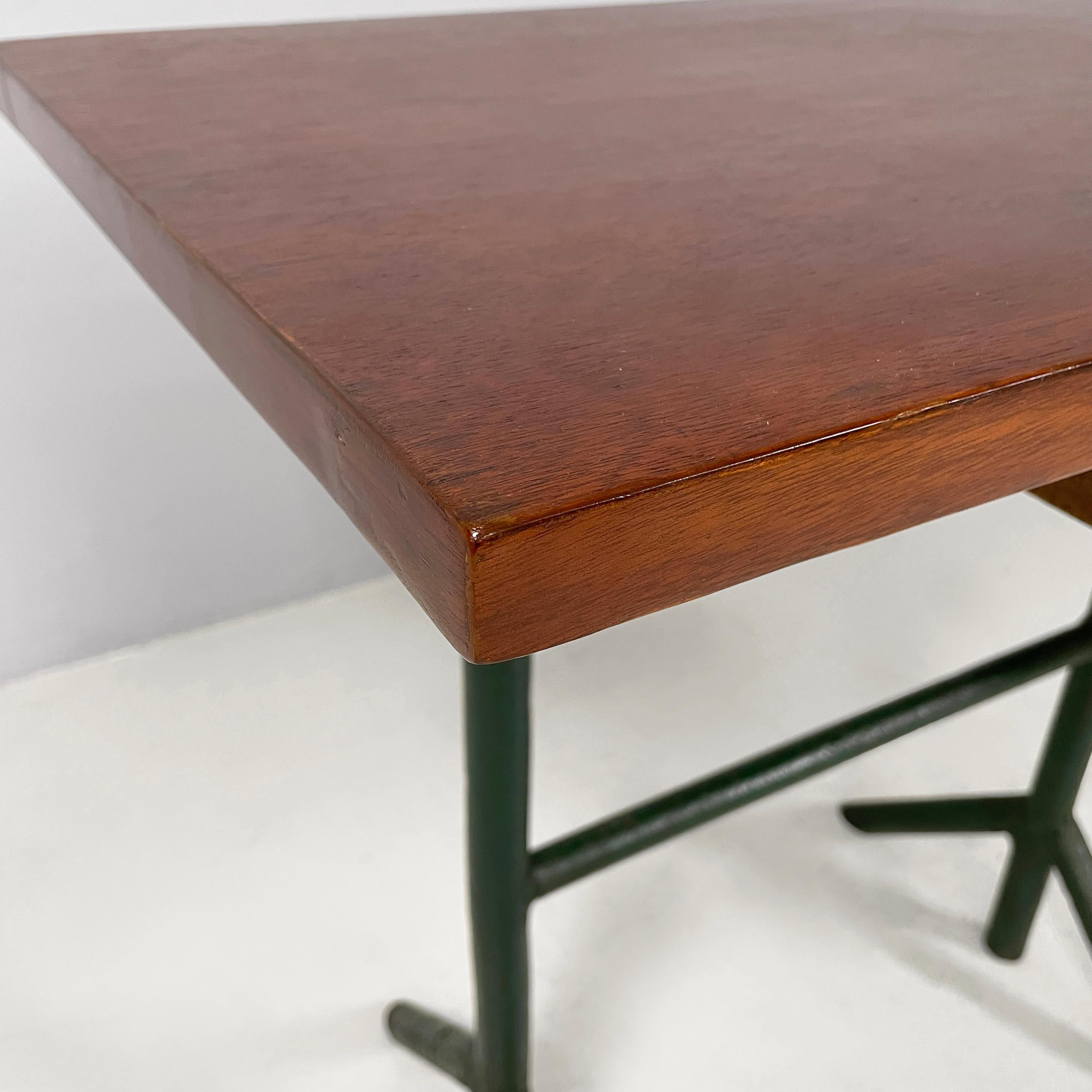 Italian mid-century modern desk in wood and metal, 1960s For Sale 6
