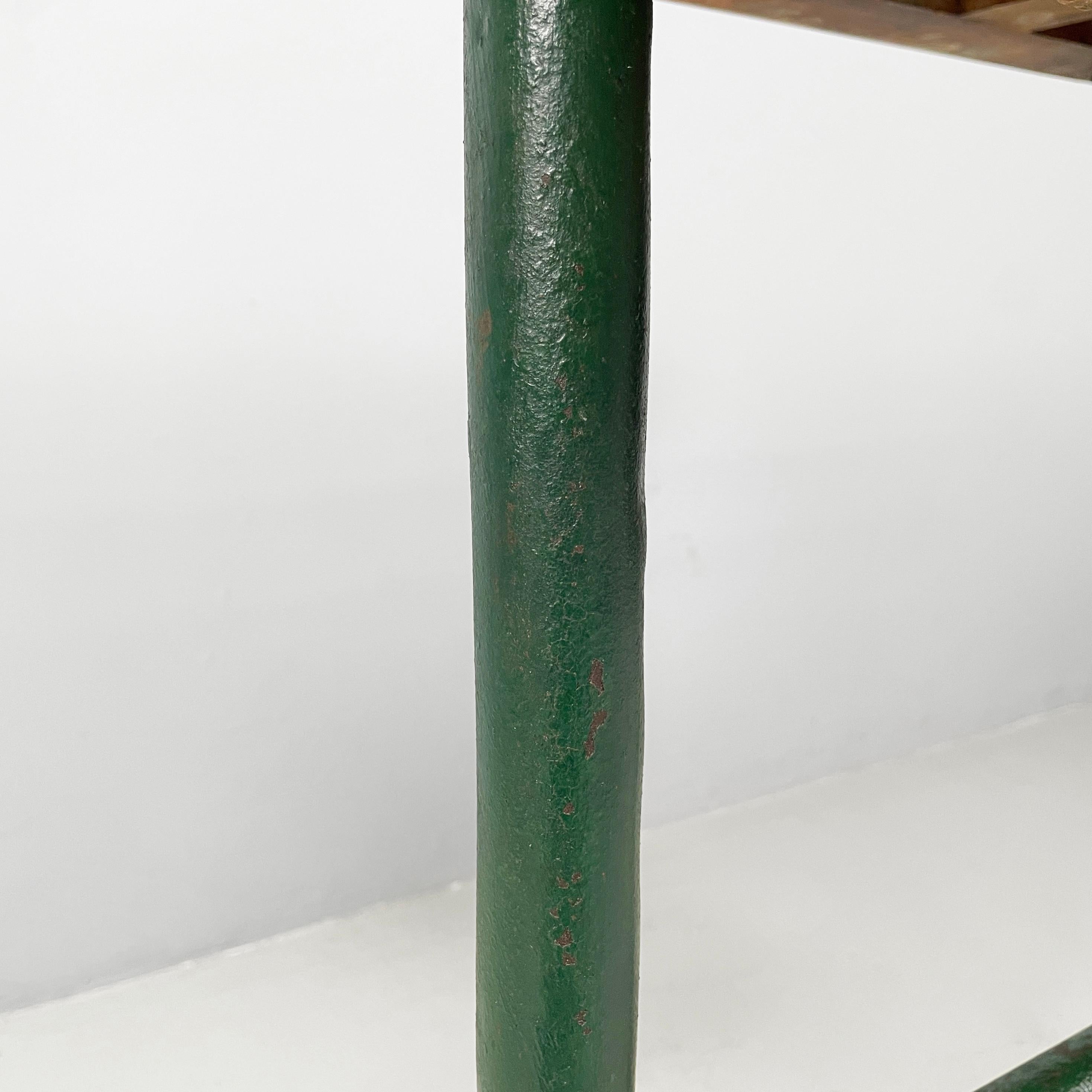 Italian mid-century modern desk in wood and metal, 1960s For Sale 9