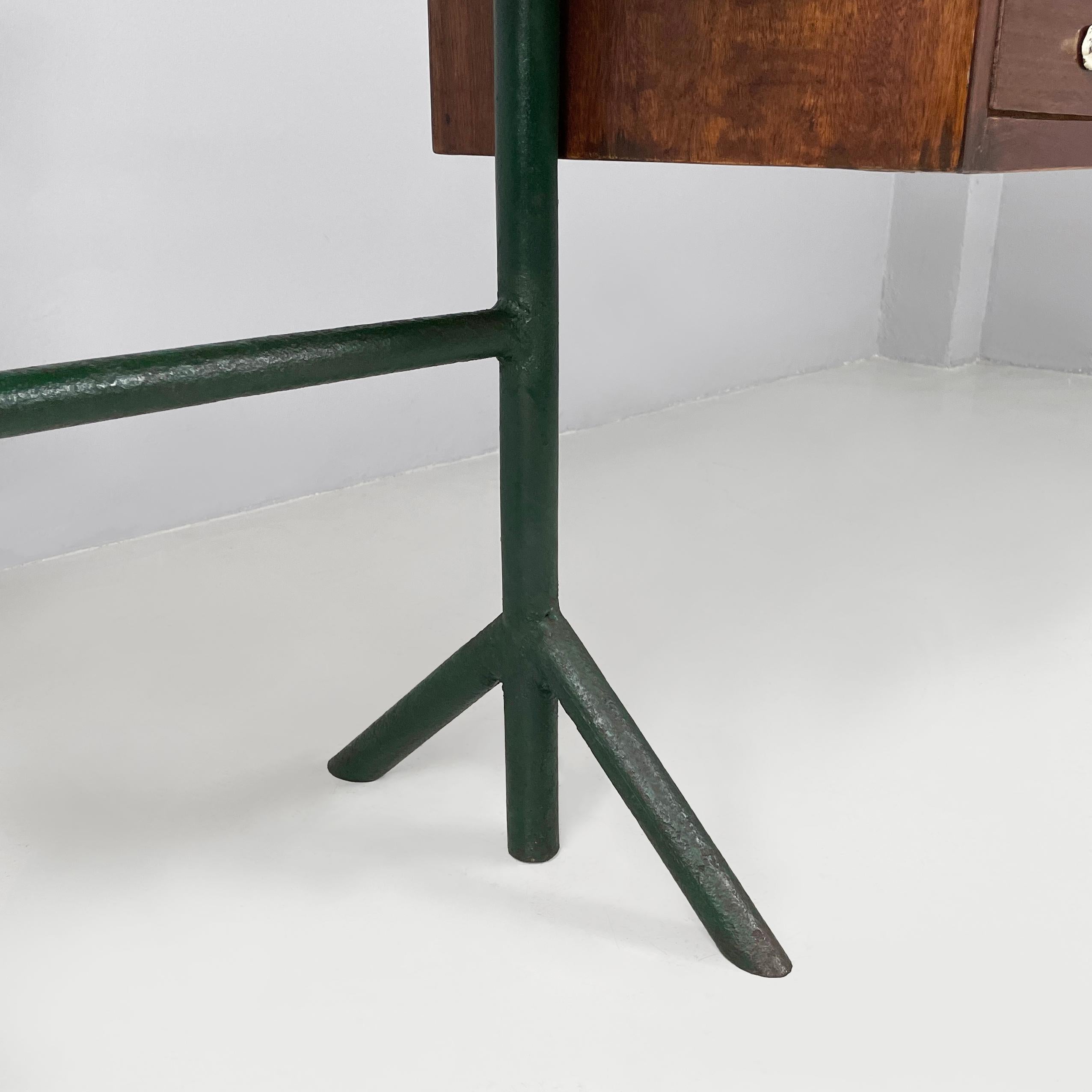 Italian mid-century modern desk in wood and metal, 1960s For Sale 10