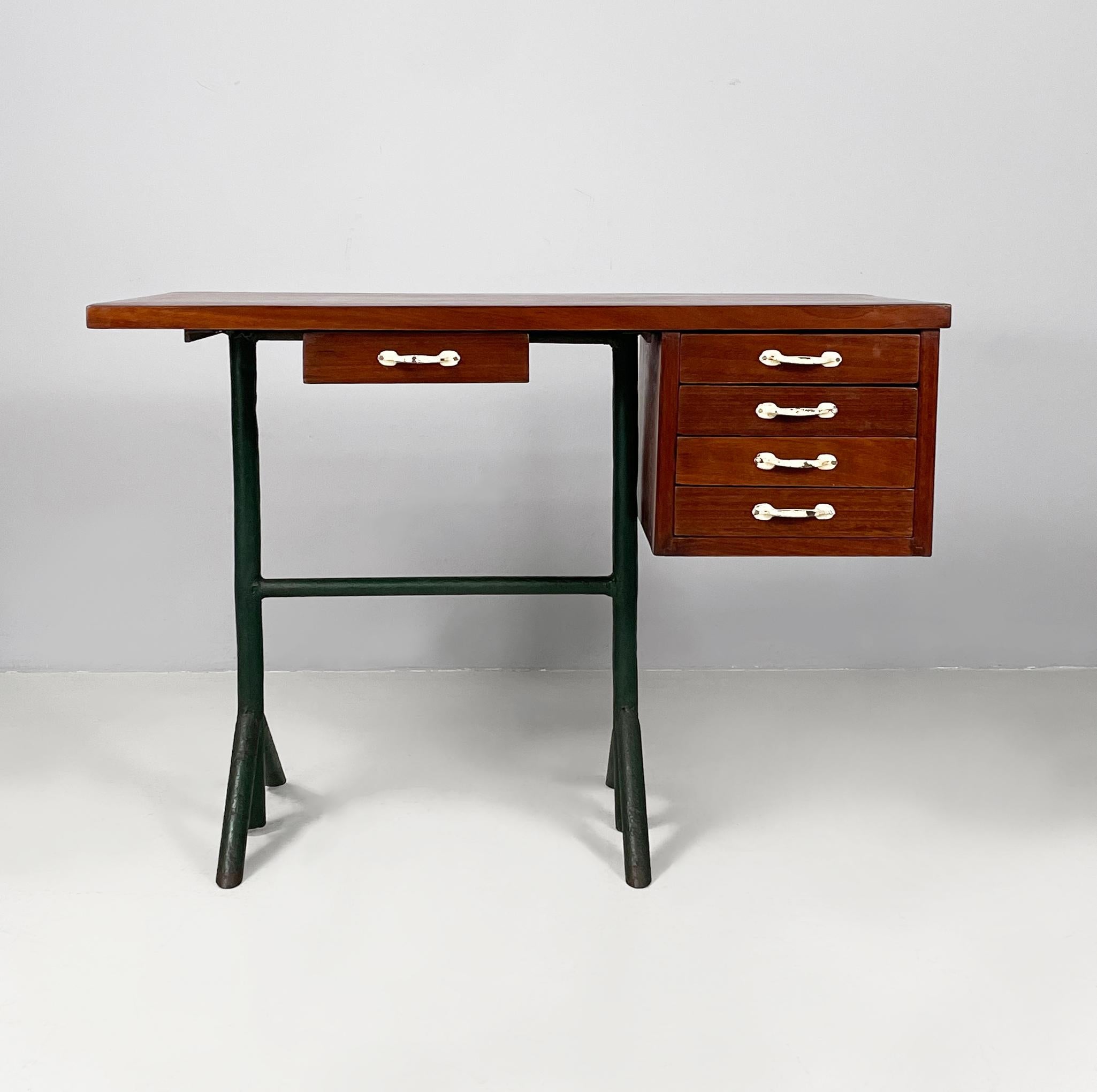 Mid-Century Modern Italian mid-century modern desk in wood and metal, 1960s For Sale