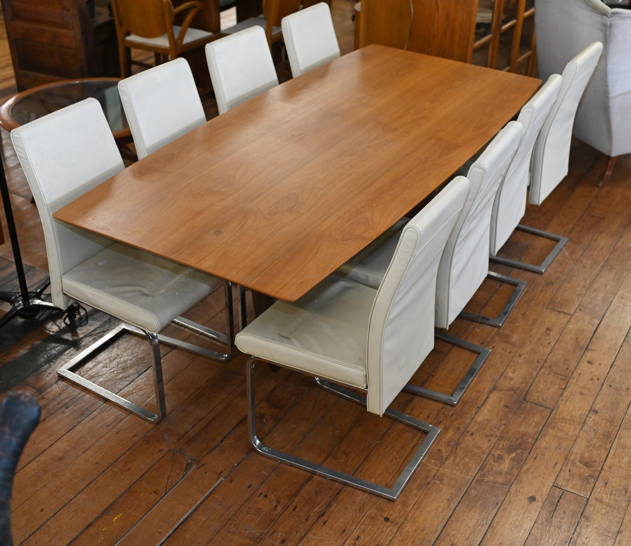 Ensemble table à manger et chaises The Modernity italiennes du milieu du siècle dernier en vente 6