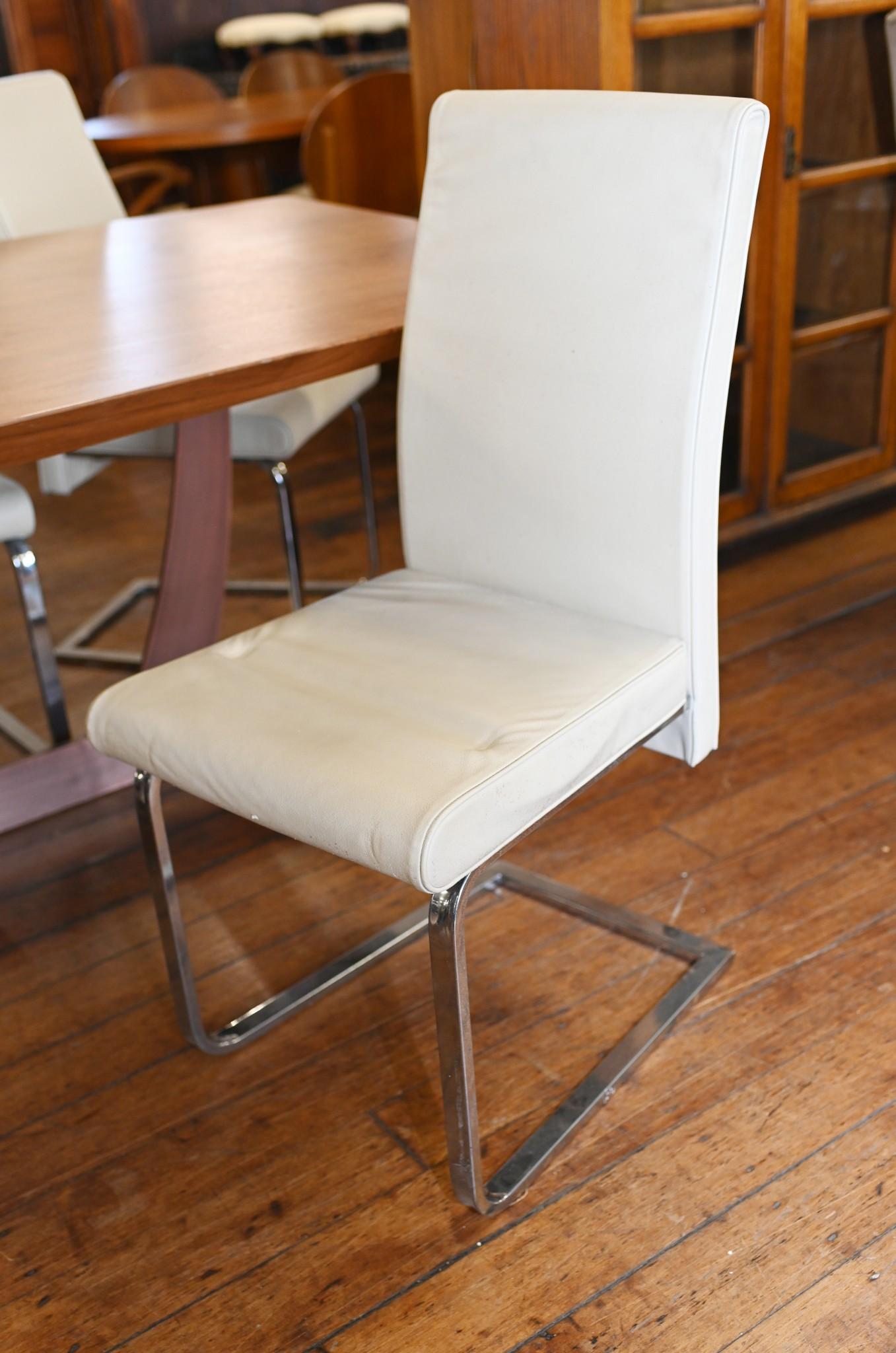 Ensemble table à manger et chaises The Modernity italiennes du milieu du siècle dernier en vente 3
