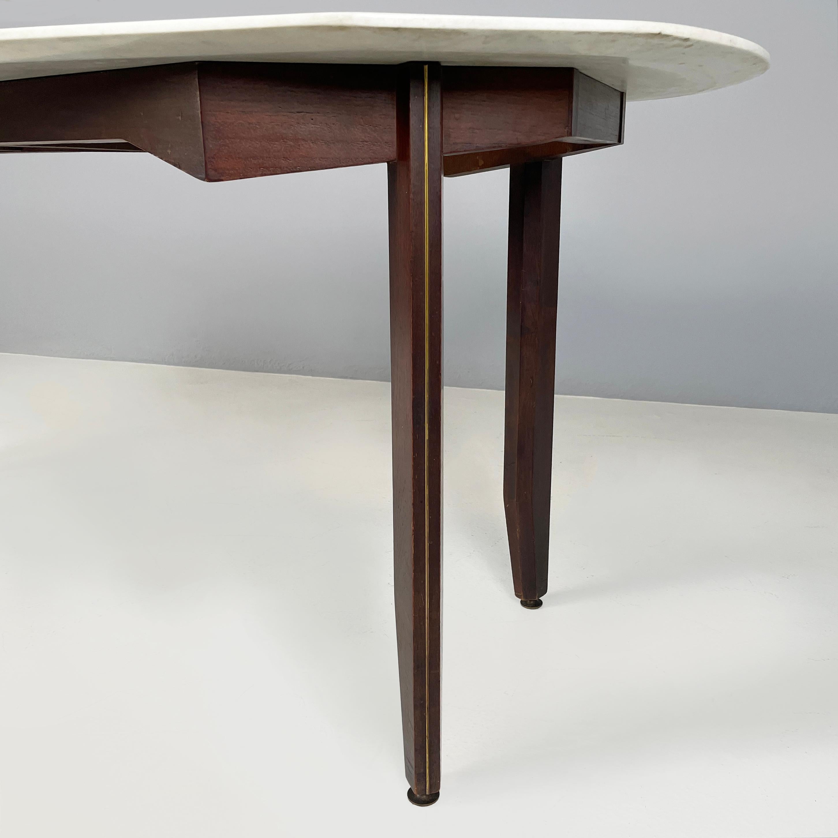 Italian mid-century modern Dining table in marble, wood and bass, 1960s For Sale 10