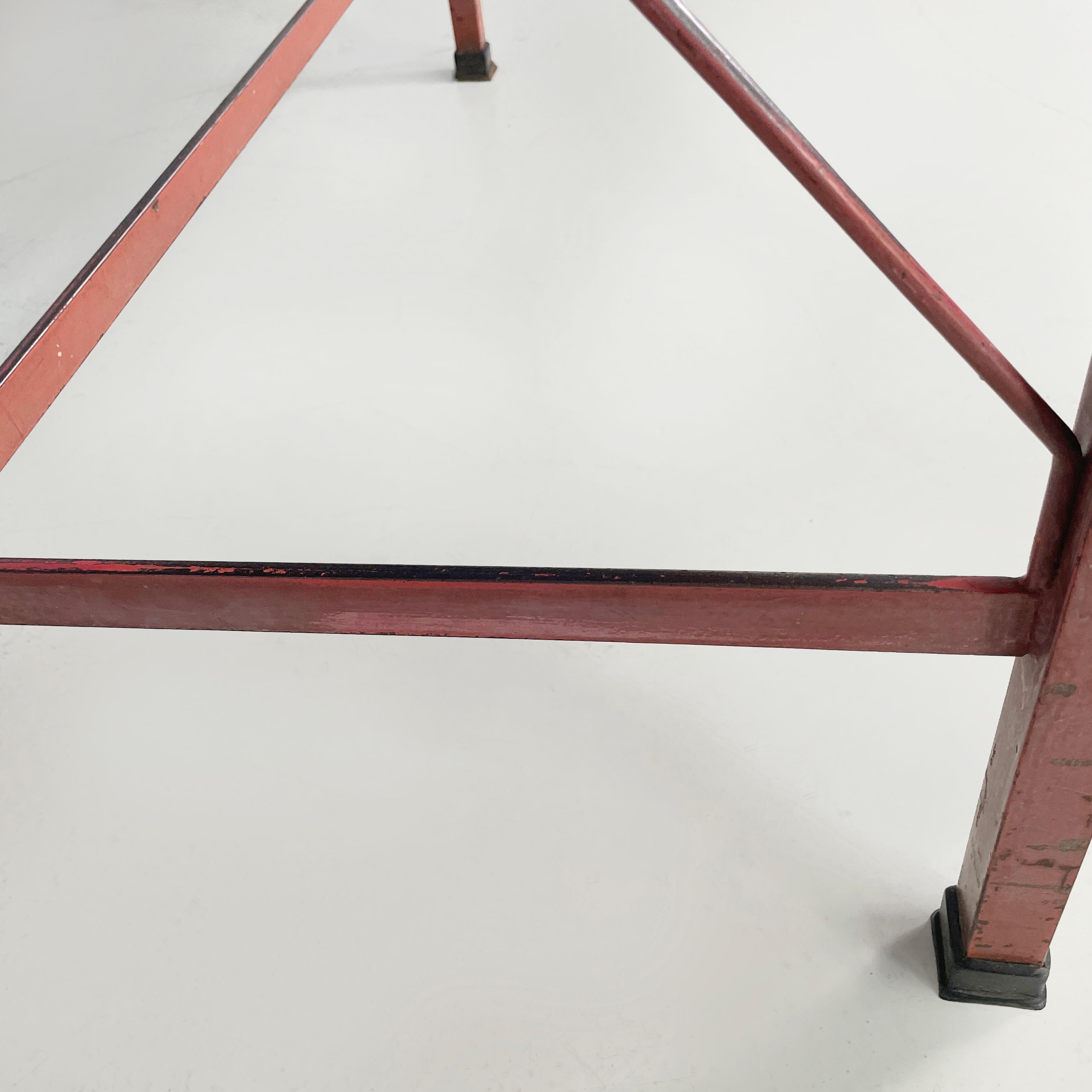 Table de salle à manger italienne du milieu du siècle dernier en bois, formica et fer, années 1950 en vente 7