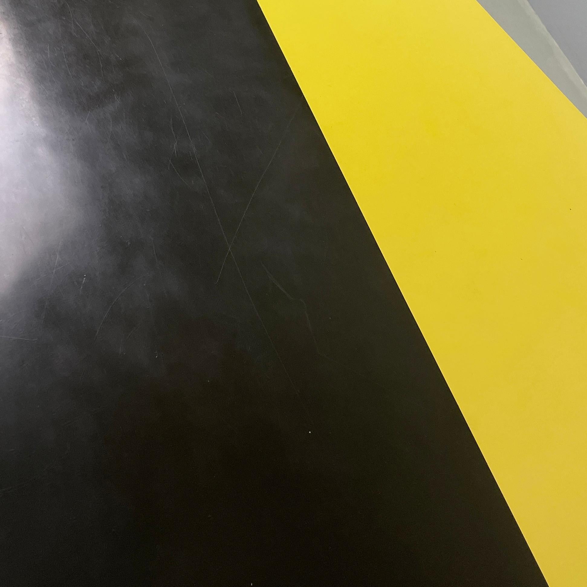 Table de salle à manger italienne du milieu du siècle dernier en bois, formica et fer, années 1950 en vente 1