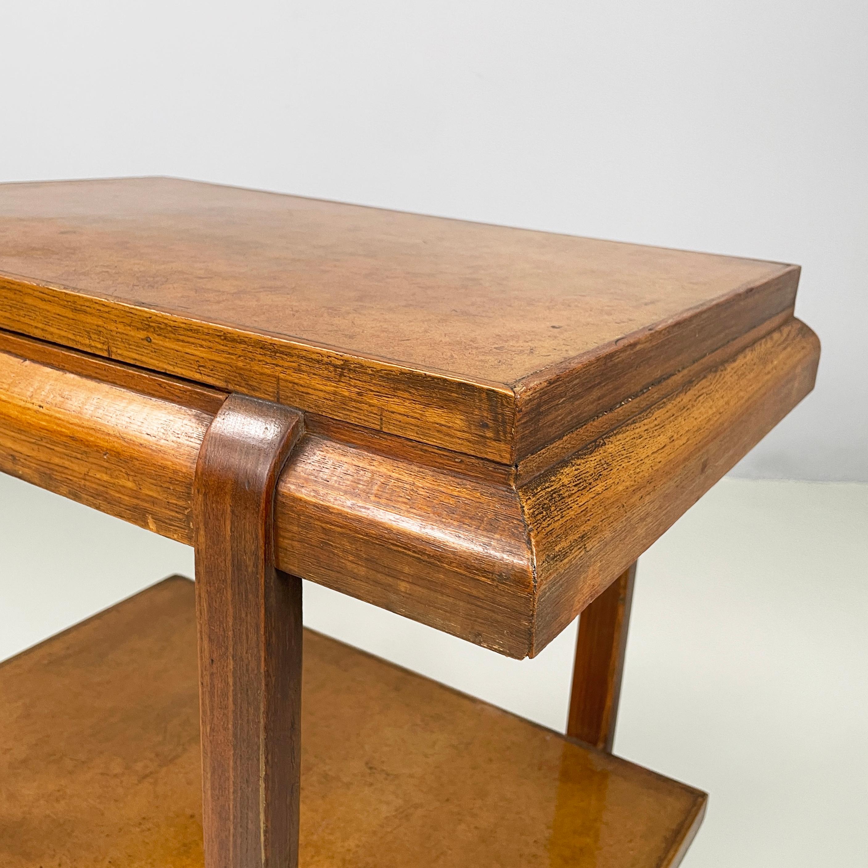 Italienischer moderner Doppelregal-Couchtisch aus der Mitte des Jahrhunderts aus Buxus und Holz 1930-1940 im Angebot 6