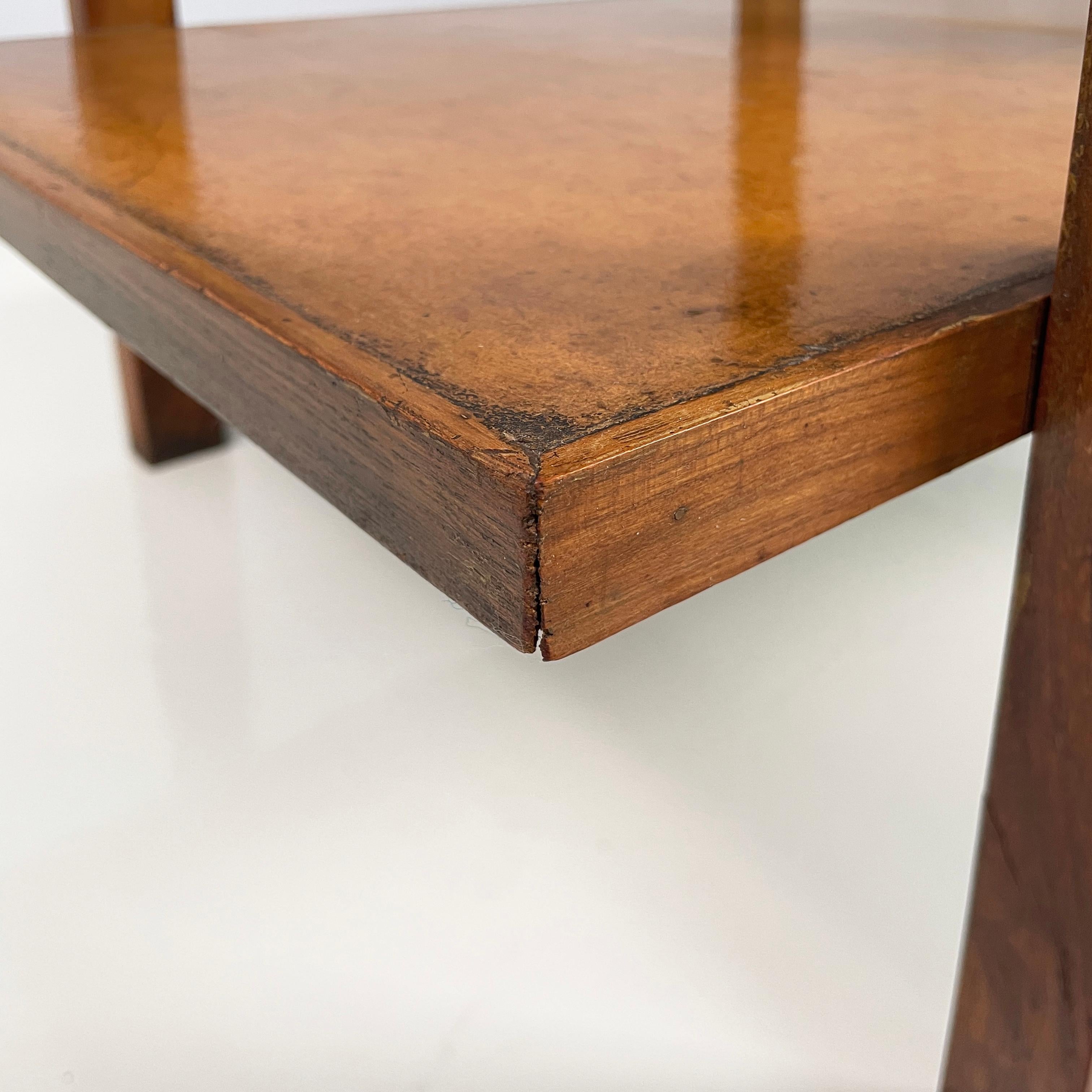 Italienischer moderner Doppelregal-Couchtisch aus der Mitte des Jahrhunderts aus Buxus und Holz 1930-1940 im Angebot 8