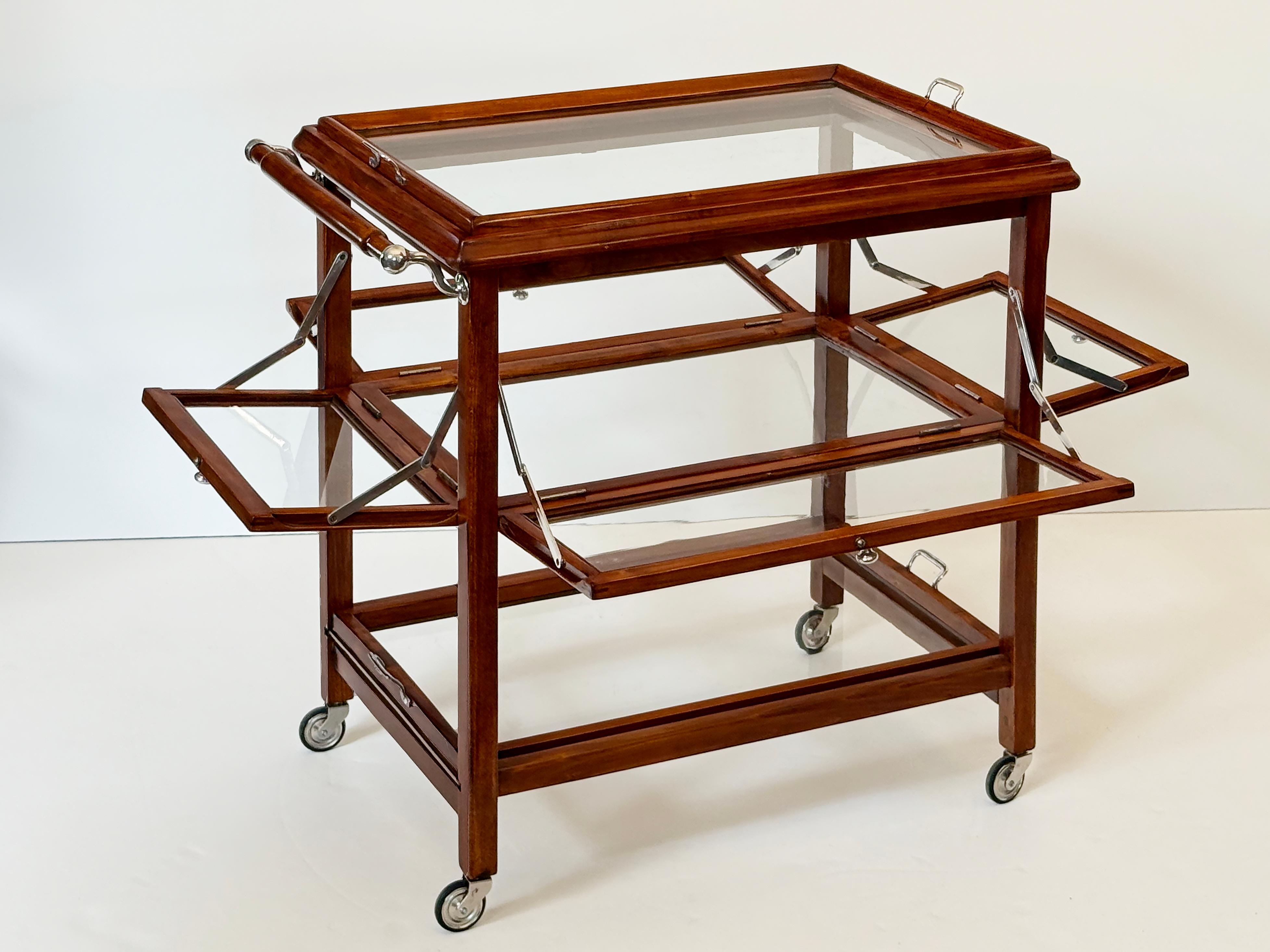 Italian Mid-Century Modern Drinks Trolley or Bar Cart with Removable Trays For Sale 14