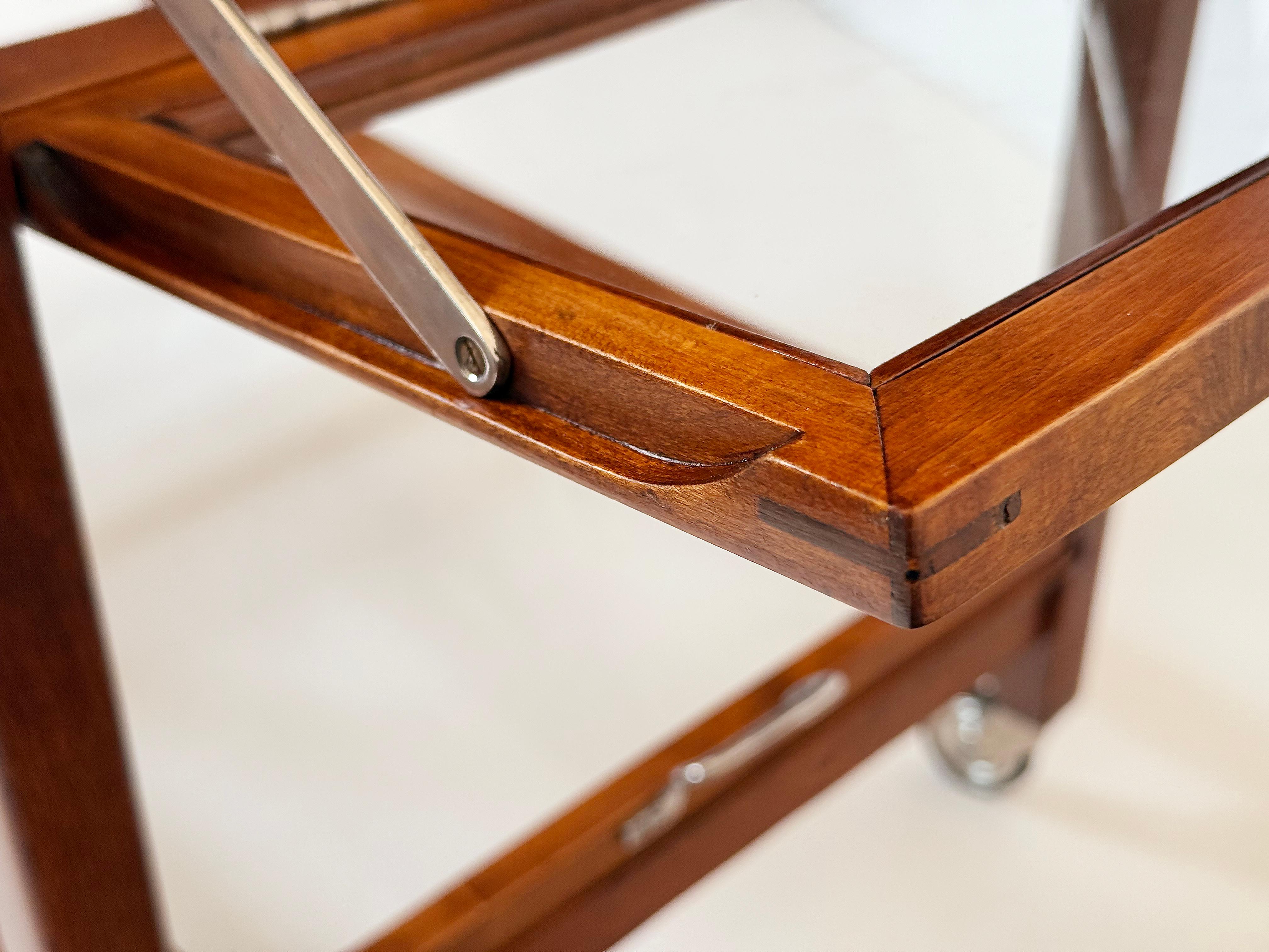 Italian Mid-Century Modern Drinks Trolley or Bar Cart with Removable Trays For Sale 1