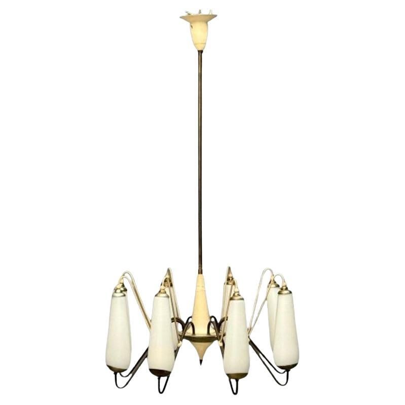Italienischer Mid-Century Modern, Acht-Licht-Kronleuchter, Messing, Metall, Opalglas