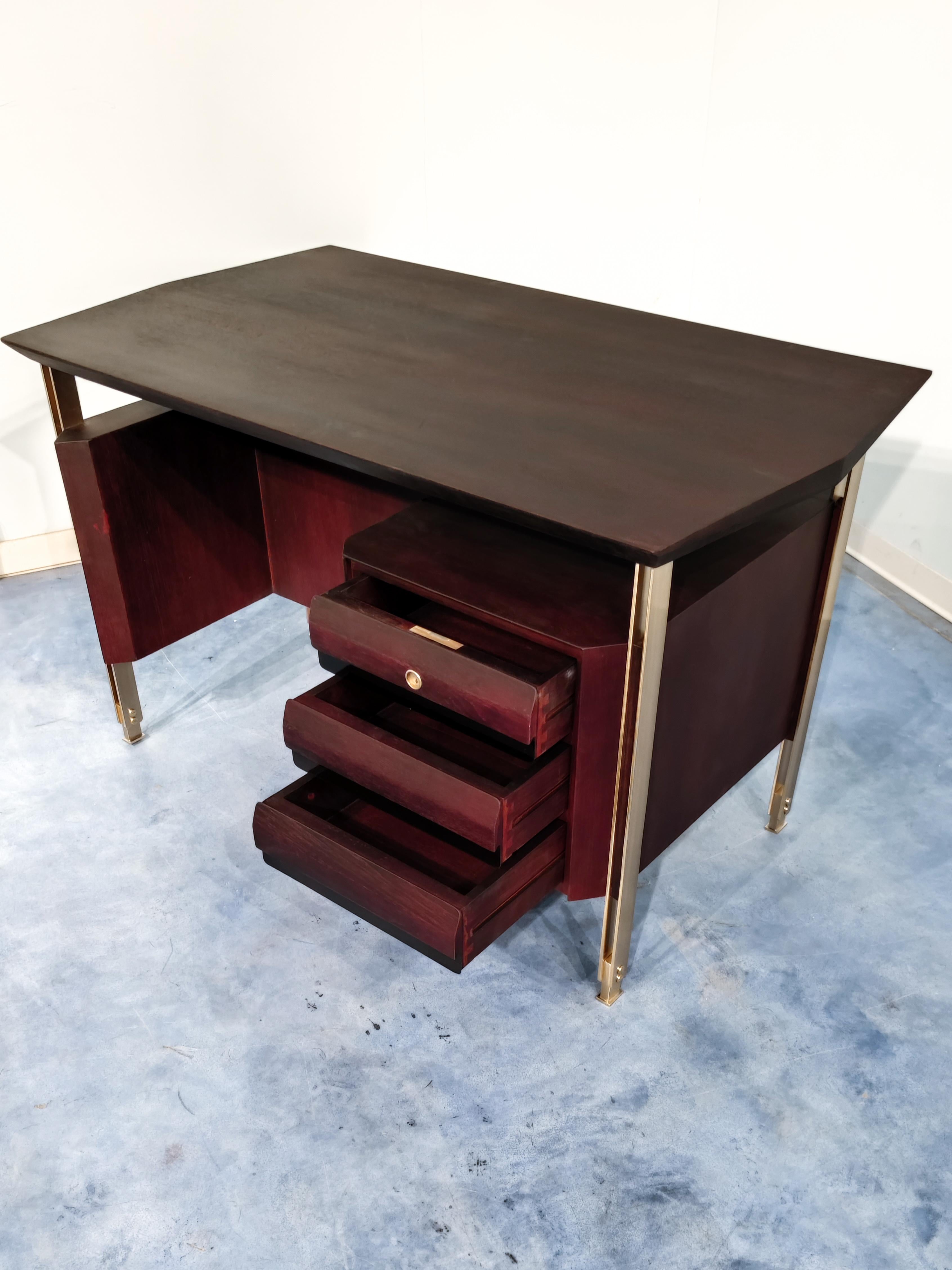 Italian Mid-Century Modern Executive Desk by Vittorio Dassi, 1960s For Sale 8