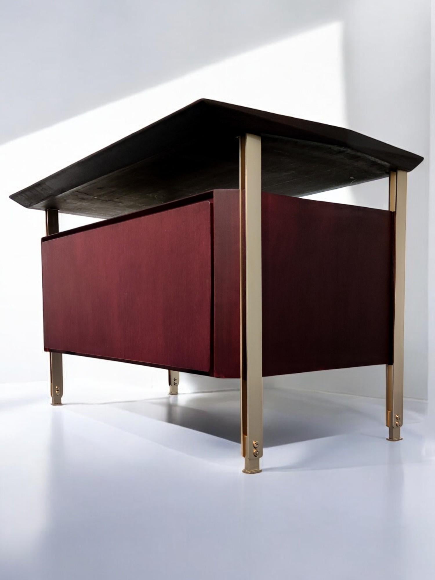 Bureau de direction italien moderne du milieu du siècle dernier par Vittorio Dassi, années 1960 en vente 9