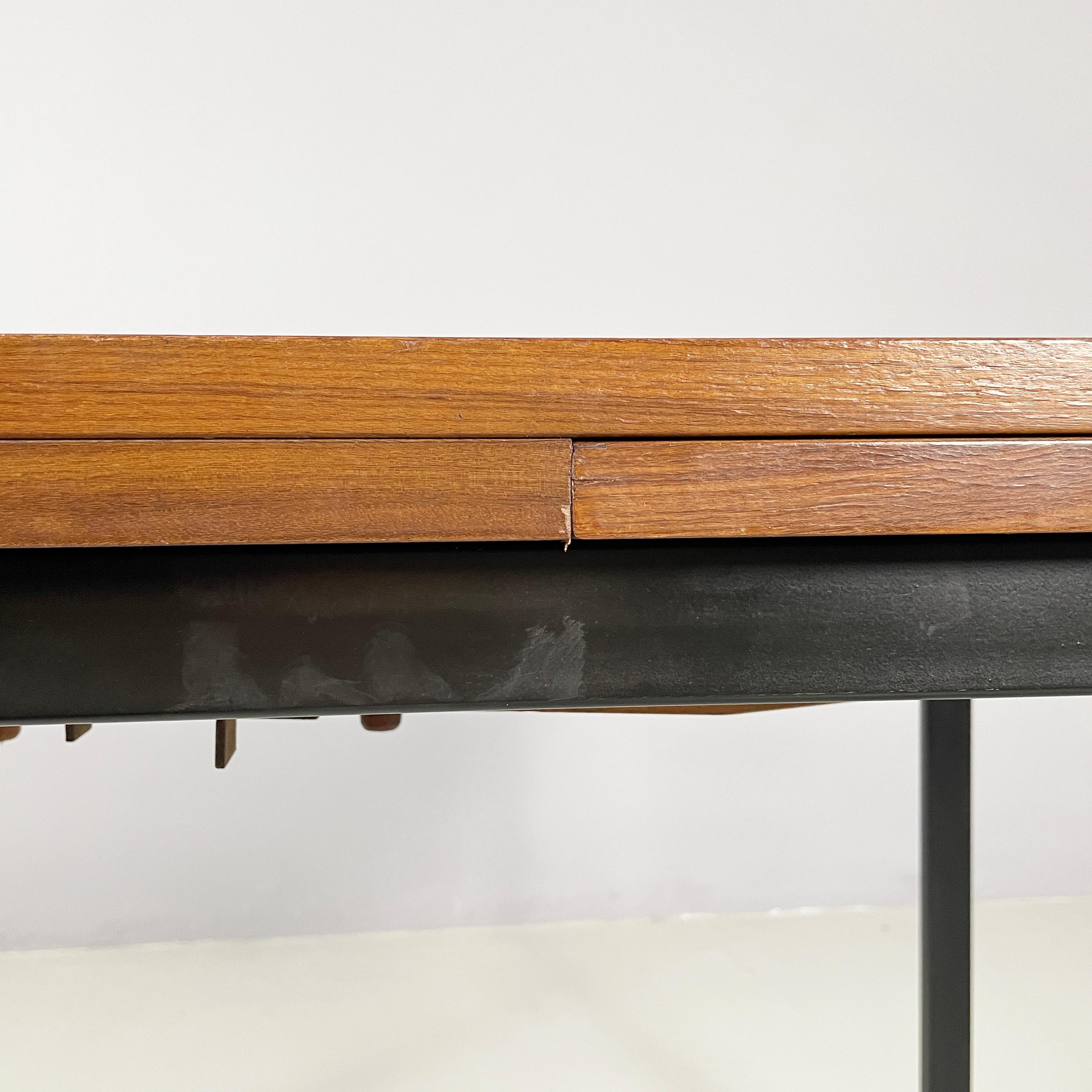 Ausziehbarer italienischer Esstisch aus Holz und schwarzem Metall aus der Mitte des Jahrhunderts, 1960er Jahre im Angebot 7