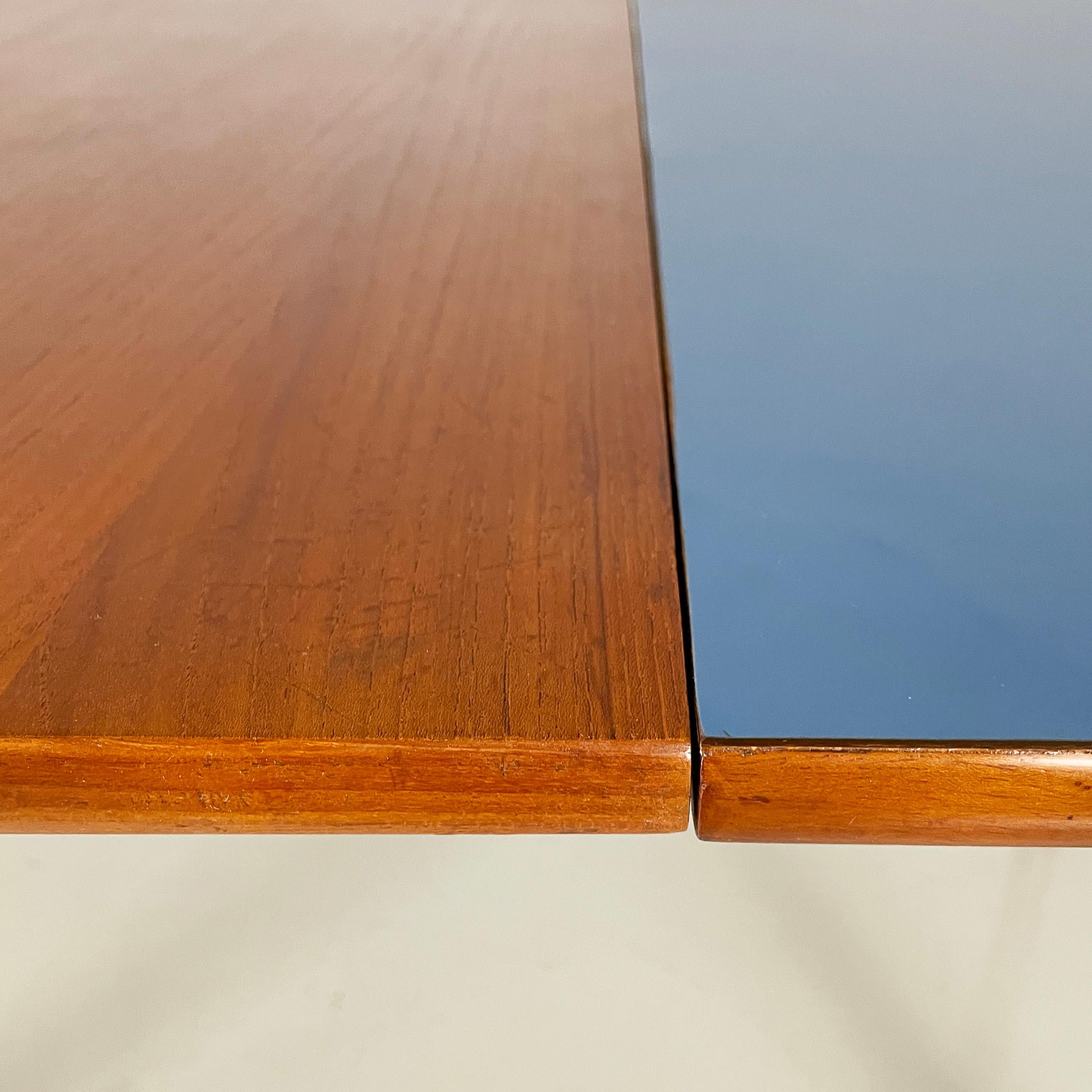 Italian mid-century modern extendable dining table in wood and blue formica 1960 6