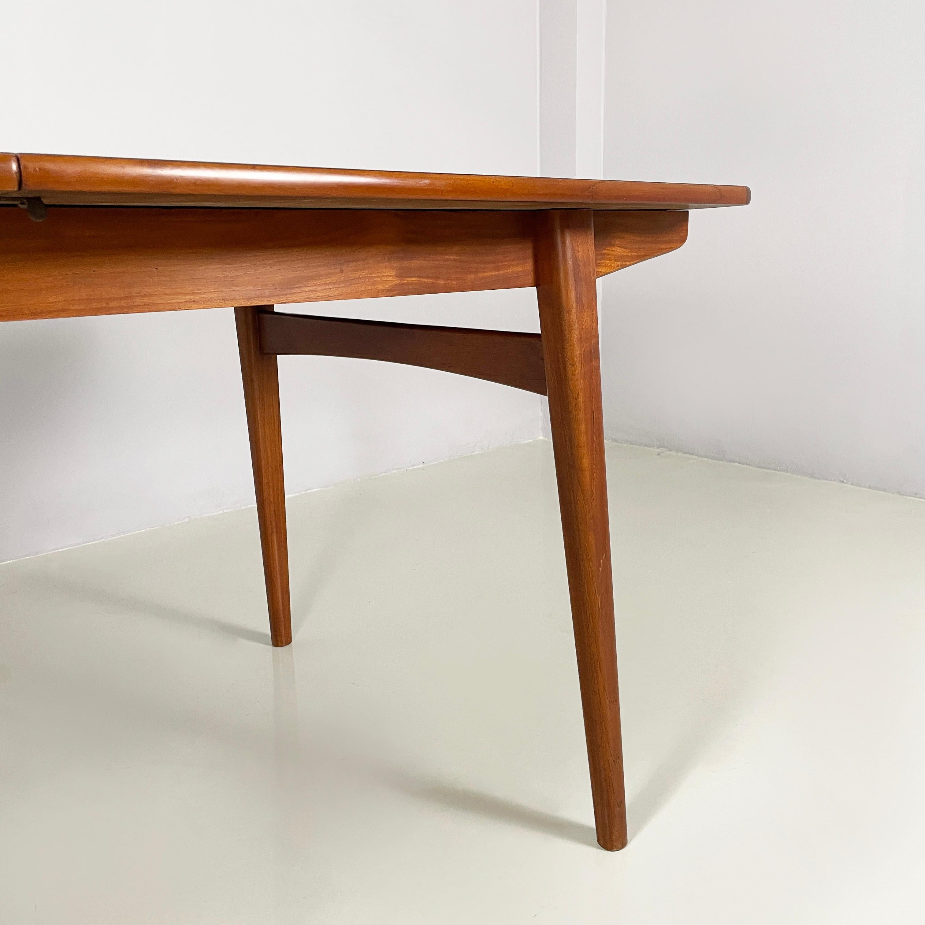 Italian mid-century modern extendable dining table in wood and blue formica 1960 10