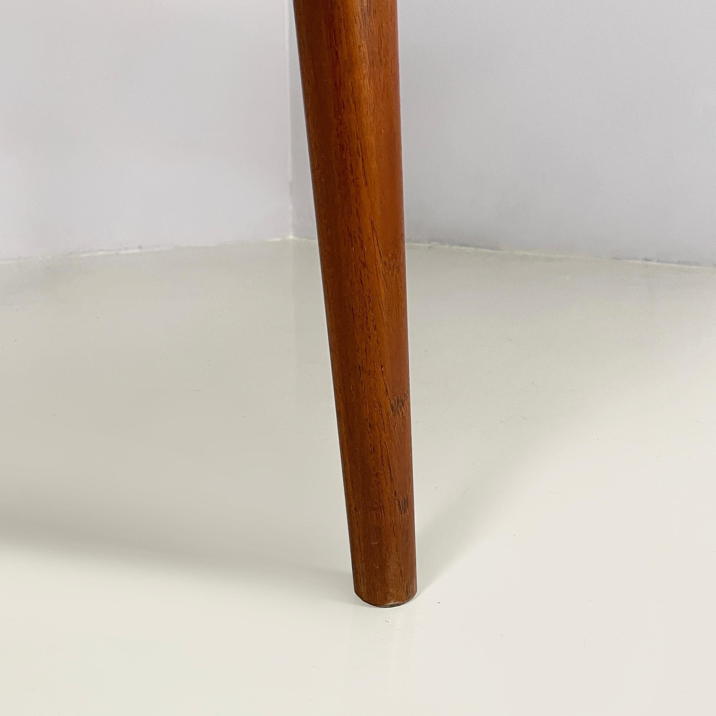 Italian mid-century modern extendable dining table in wood and blue formica 1960 11