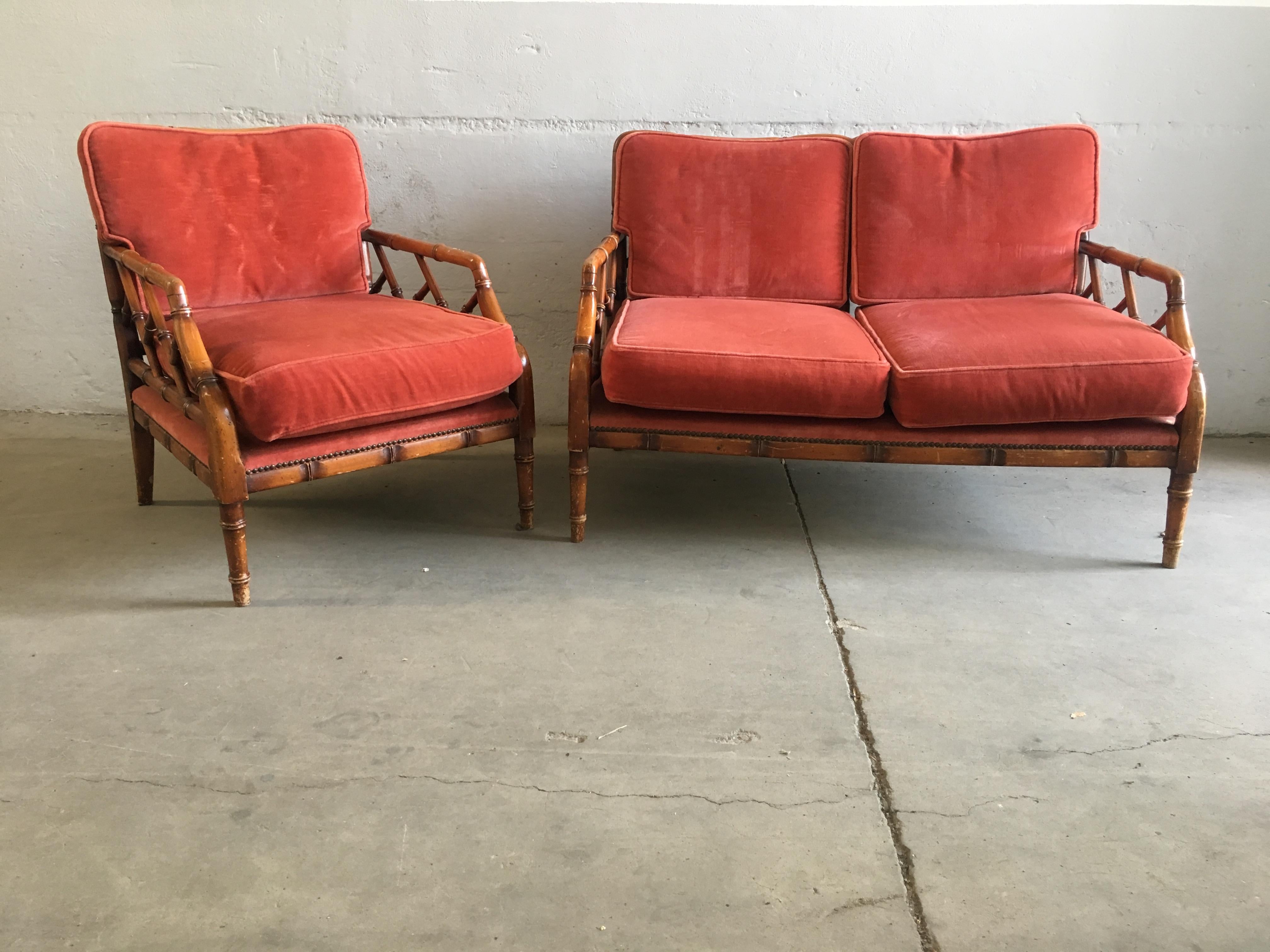 Mid-Century Modern Italian faux bamboo living room set with original upholstery.
The set consists of one two-seat sofa and one armchair
Measurements:
Sofa length cm.115, width cm.65, height cm.77 (seat height cm.44)
Armchair length cm.63, width