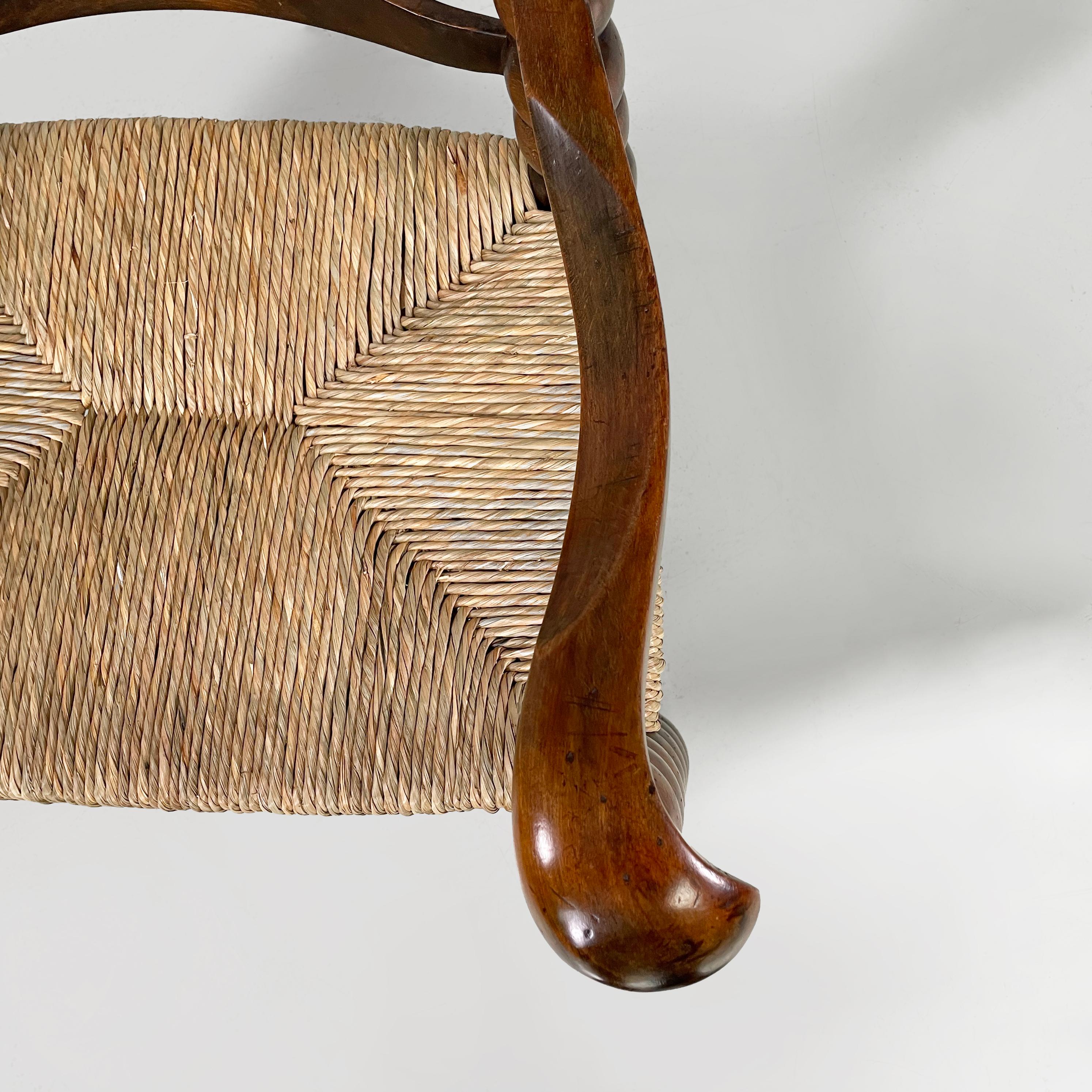 Italian mid-century modern finely crafted armchairs in wood and straw, 1960s For Sale 4