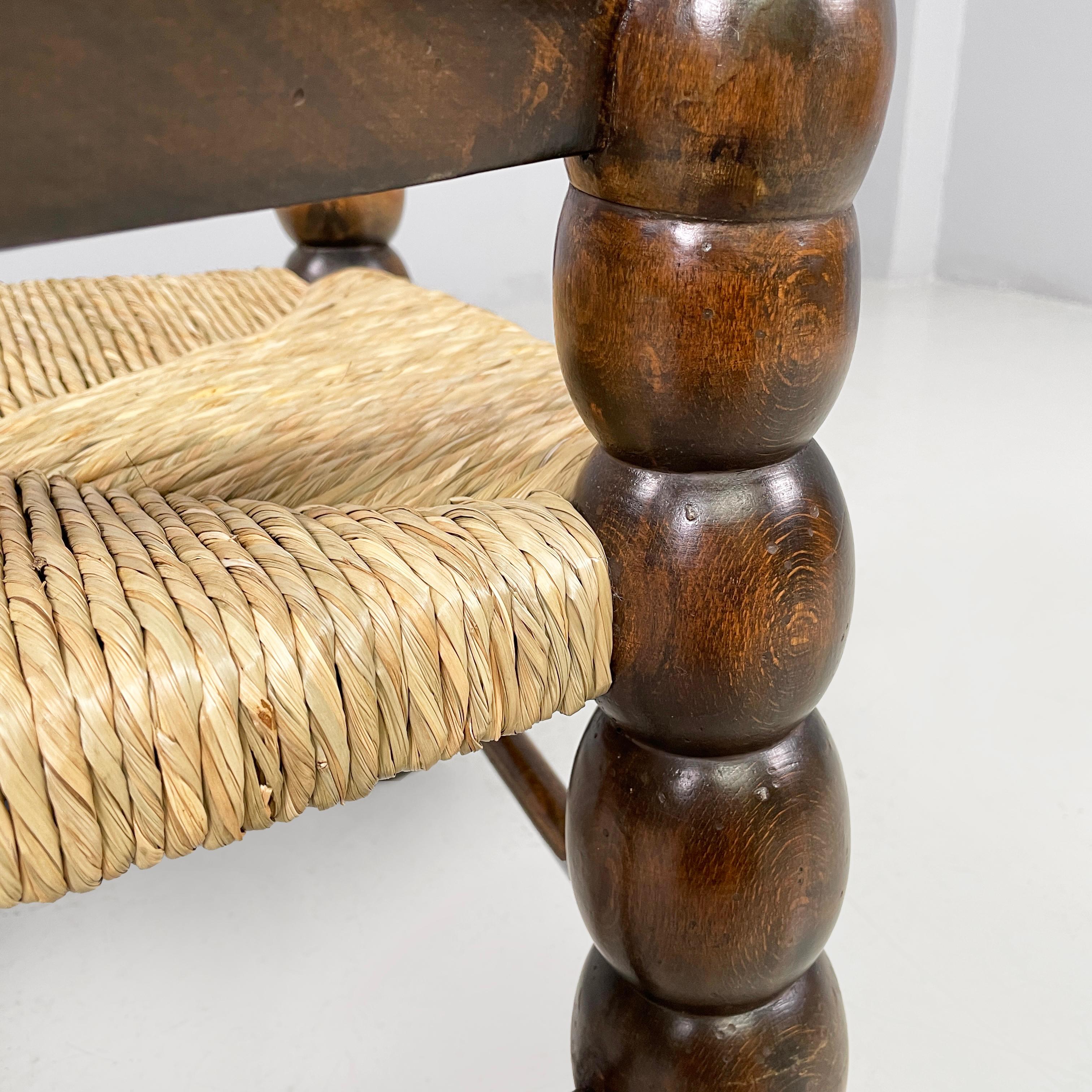 Italian mid-century modern finely crafted armchairs in wood and straw, 1960s For Sale 9