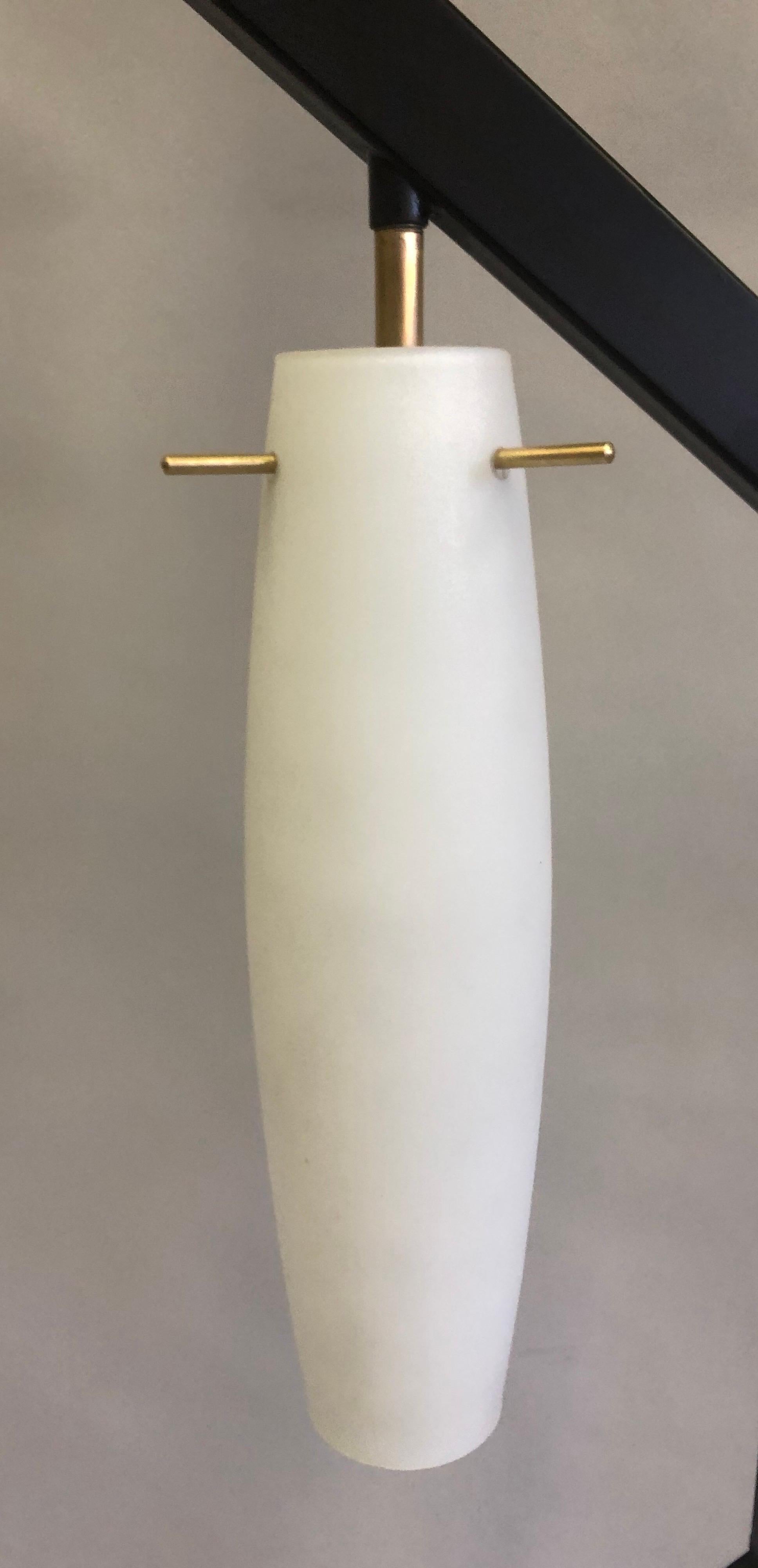 Italienische moderne Stehlampe aus der Mitte des Jahrhunderts im Stil von Arredoluce im Angebot 1