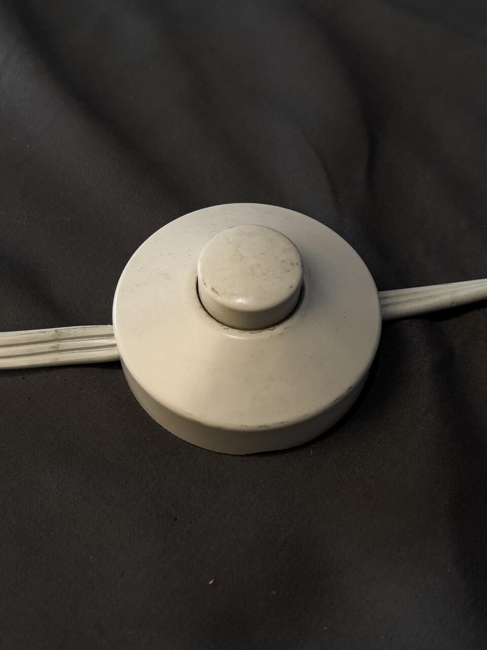 Italian Mid-Century Modern Floor Lamp For Sale 1