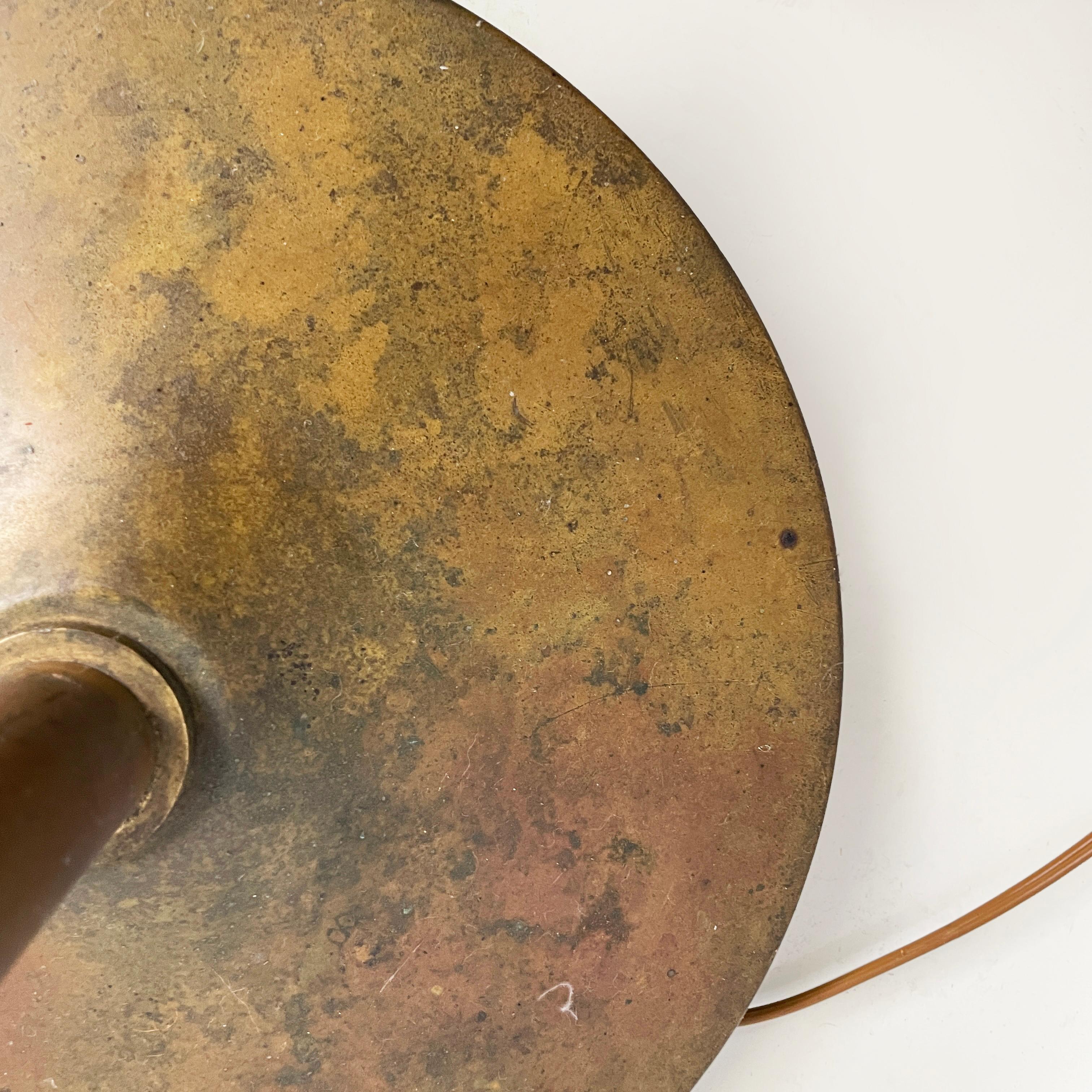 Italian mid-century modern Floor lamp in brass and metal, 1940s 12
