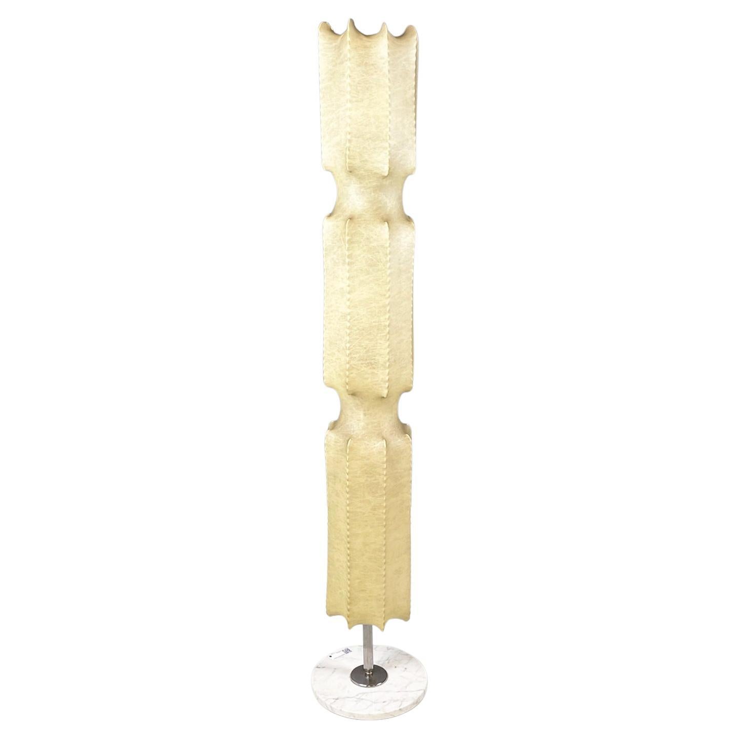 Italian Mid-Century Modern Floor Lamp in Cocoon, White Marble and Metal, 1960s For Sale