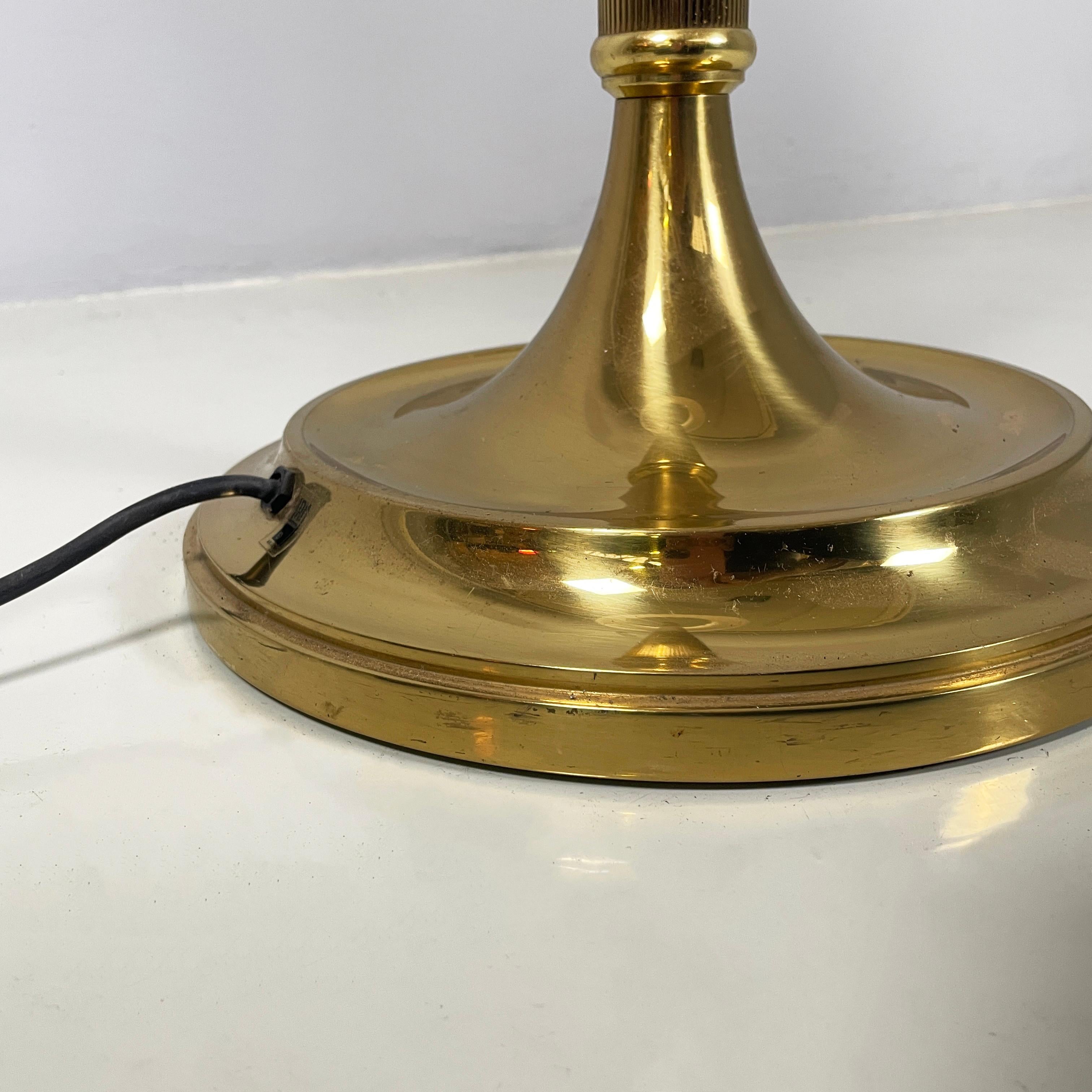 Lampada da terra italiana di metà secolo in tessuto withe in ottone di LAM Bologna anni '60 in vendita 7