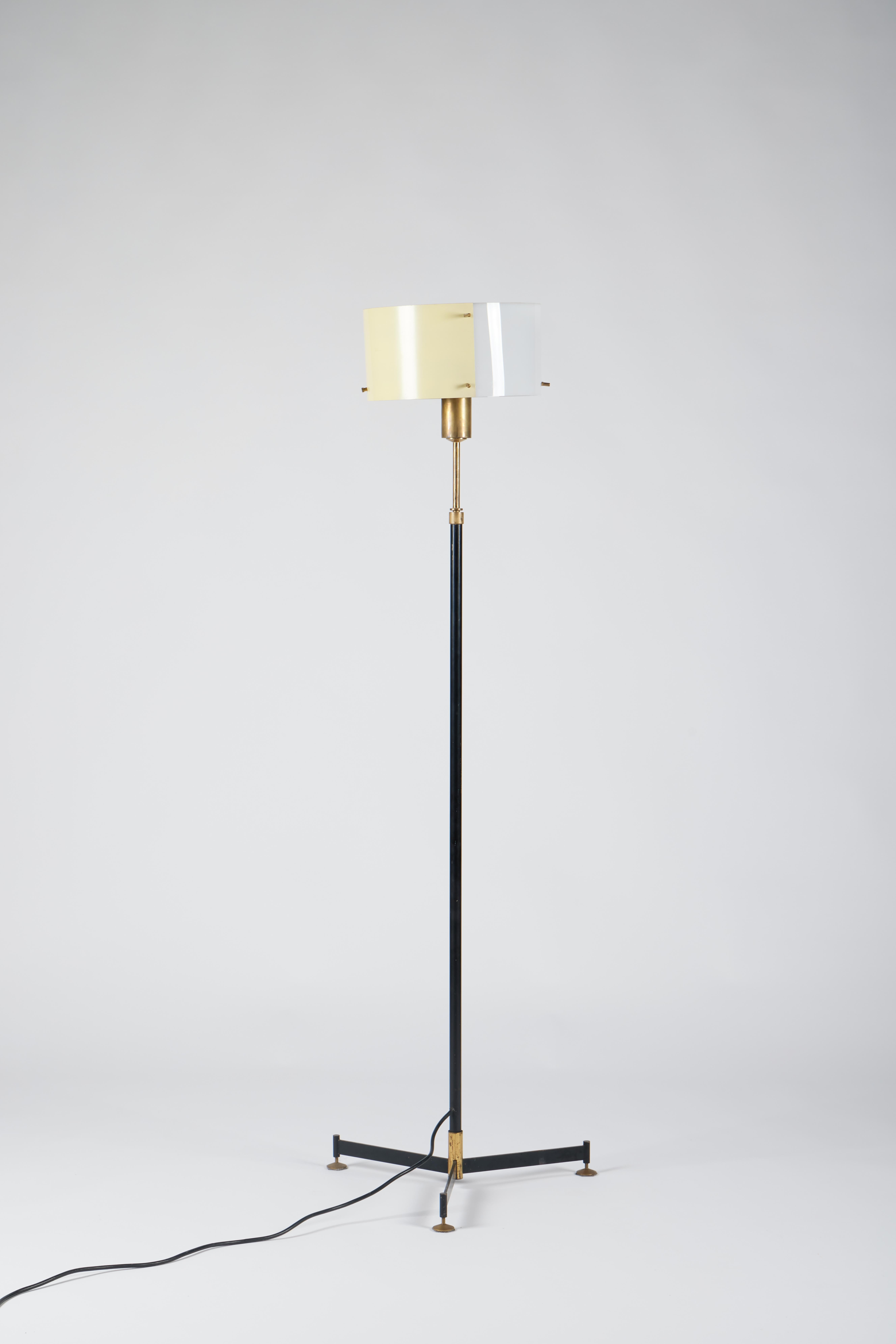 Mid-20th Century Italian Mid-Century, Modern Floor Lamp with Adjustable Height by Stilnovo, 1950s For Sale