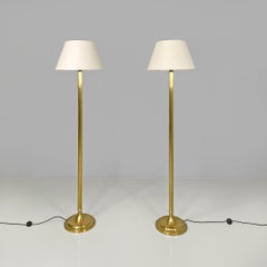Lámparas de pie modernas italianas de mediados de siglo de tela blanca y latón Lam Bologna, años 60
