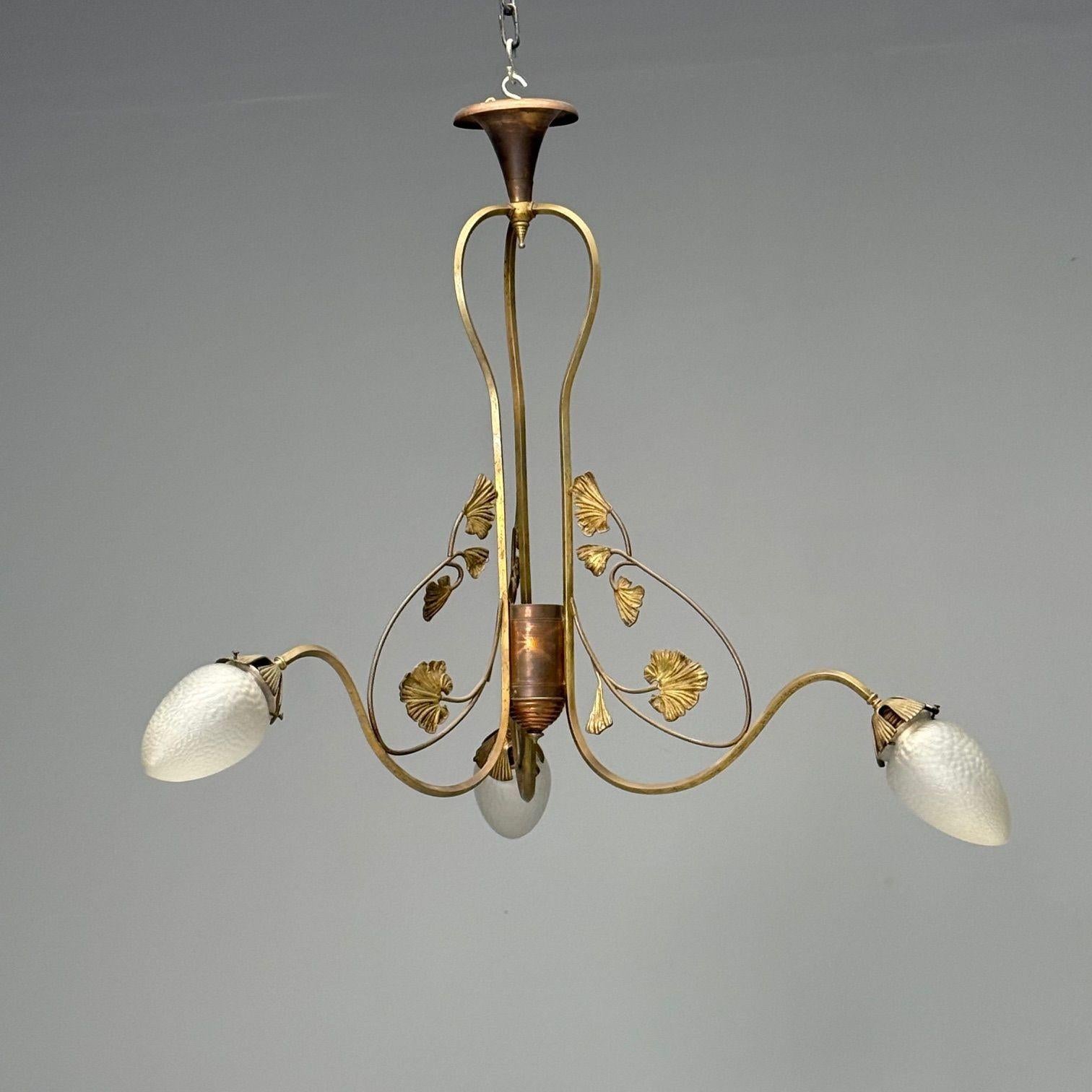 Italiano Lampadario floreale italiano del Mid-Century Modern, ottone, rame, Italia, anni '20 in vendita